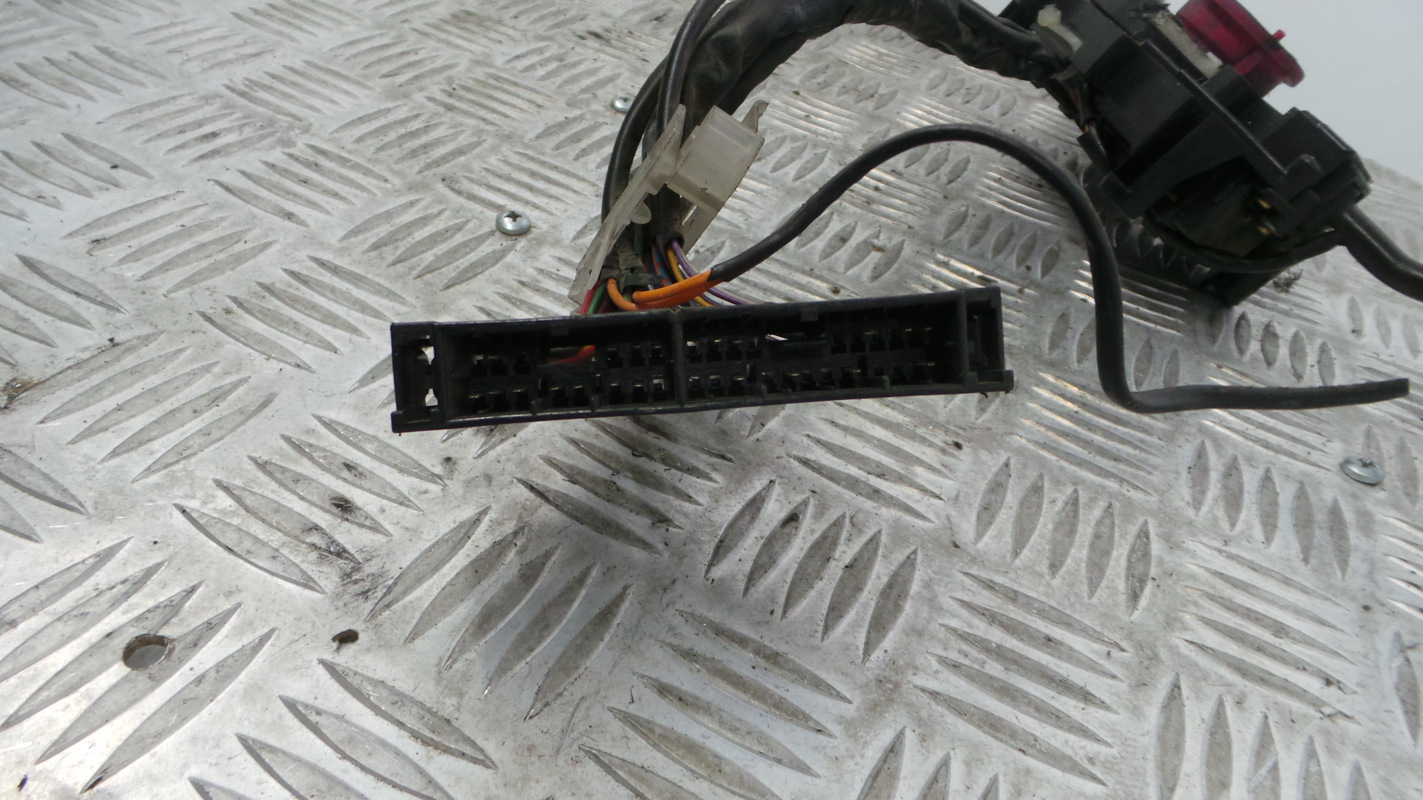 Comando das luzes C14CV318 - TOYOTA COROLLA (_E10_)-33198016