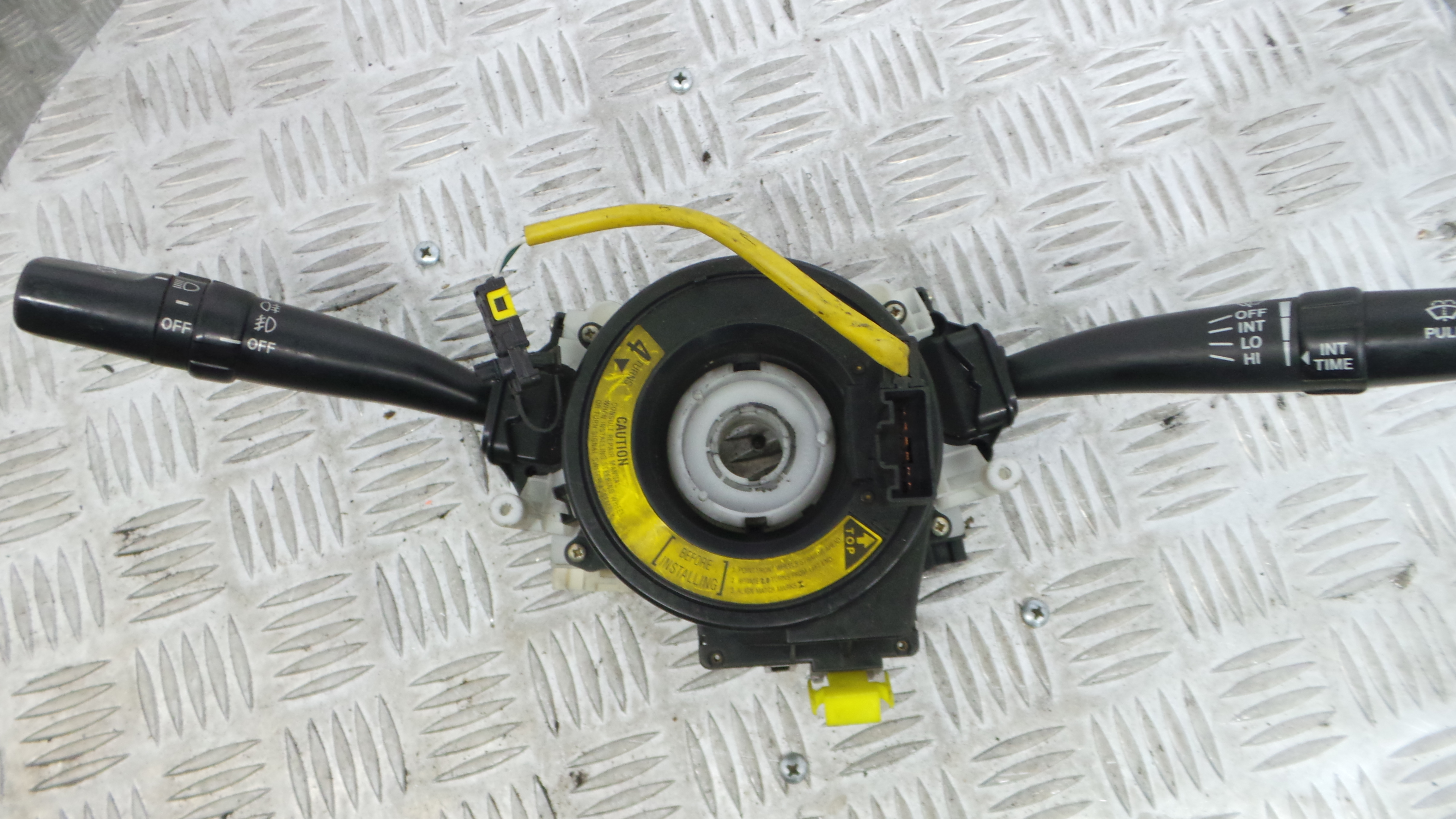 Fita de Airbags 8465205120 - TOYOTA AVENSIS (_T22_)-33198068