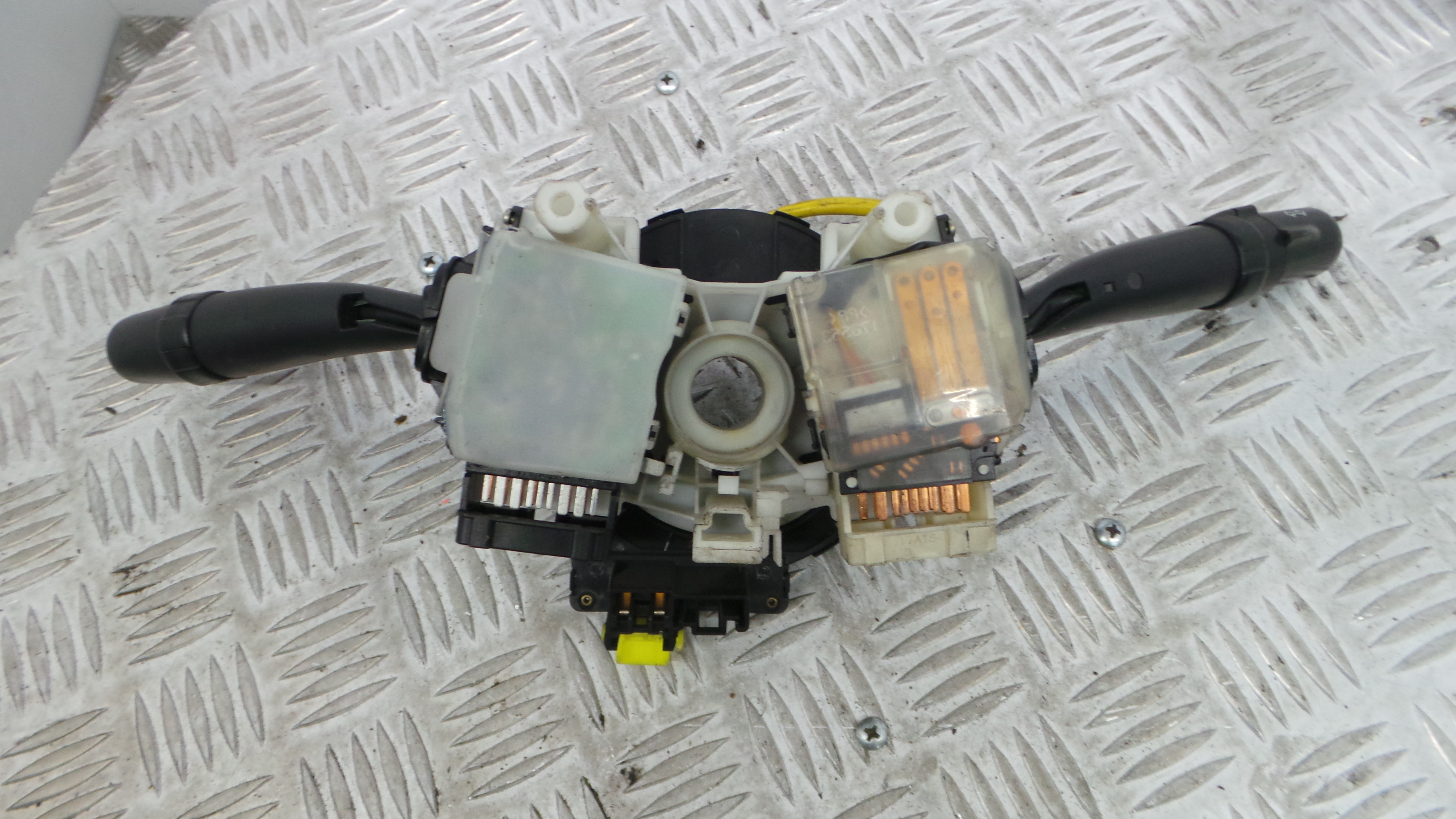 Fita de Airbags 8465205120 - TOYOTA AVENSIS (_T22_)-33198068