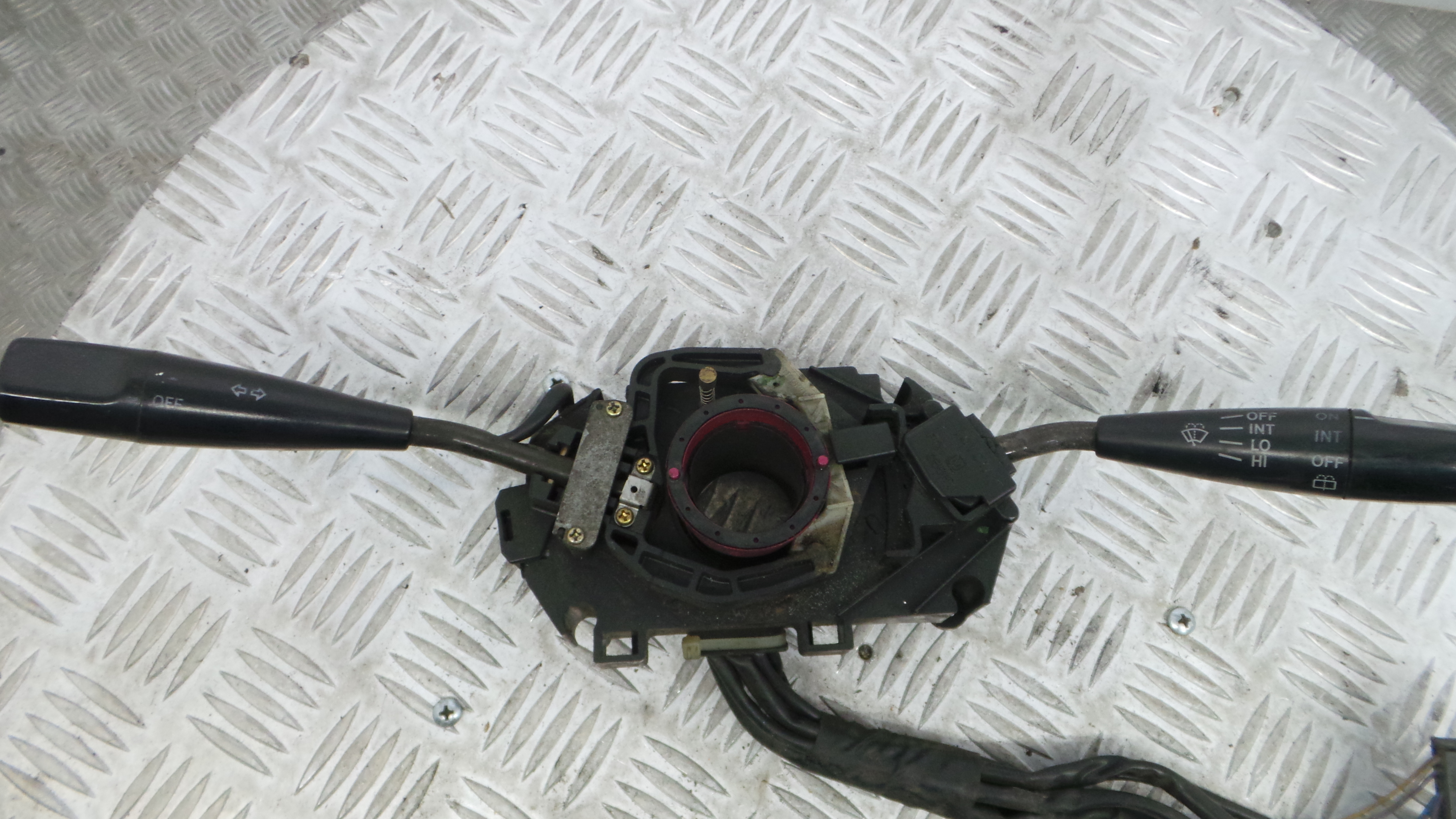 Comando das luzes C14CV318 - TOYOTA COROLLA (_E9_)-33198087