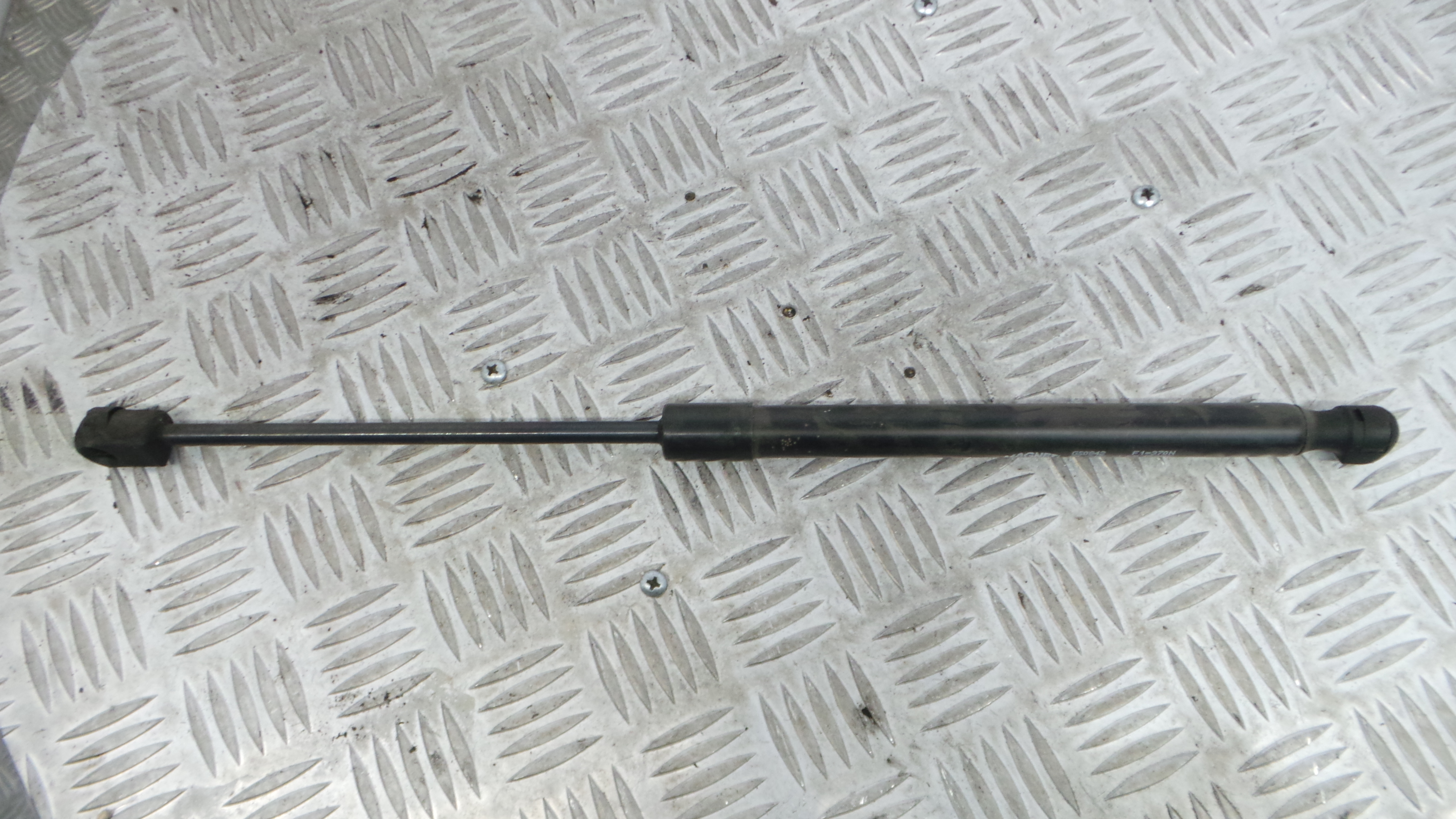 Amortecedor da Mala GS0842 - TOYOTA YARIS (_P9_), YARIS/VITZ (_P9_)-33198178