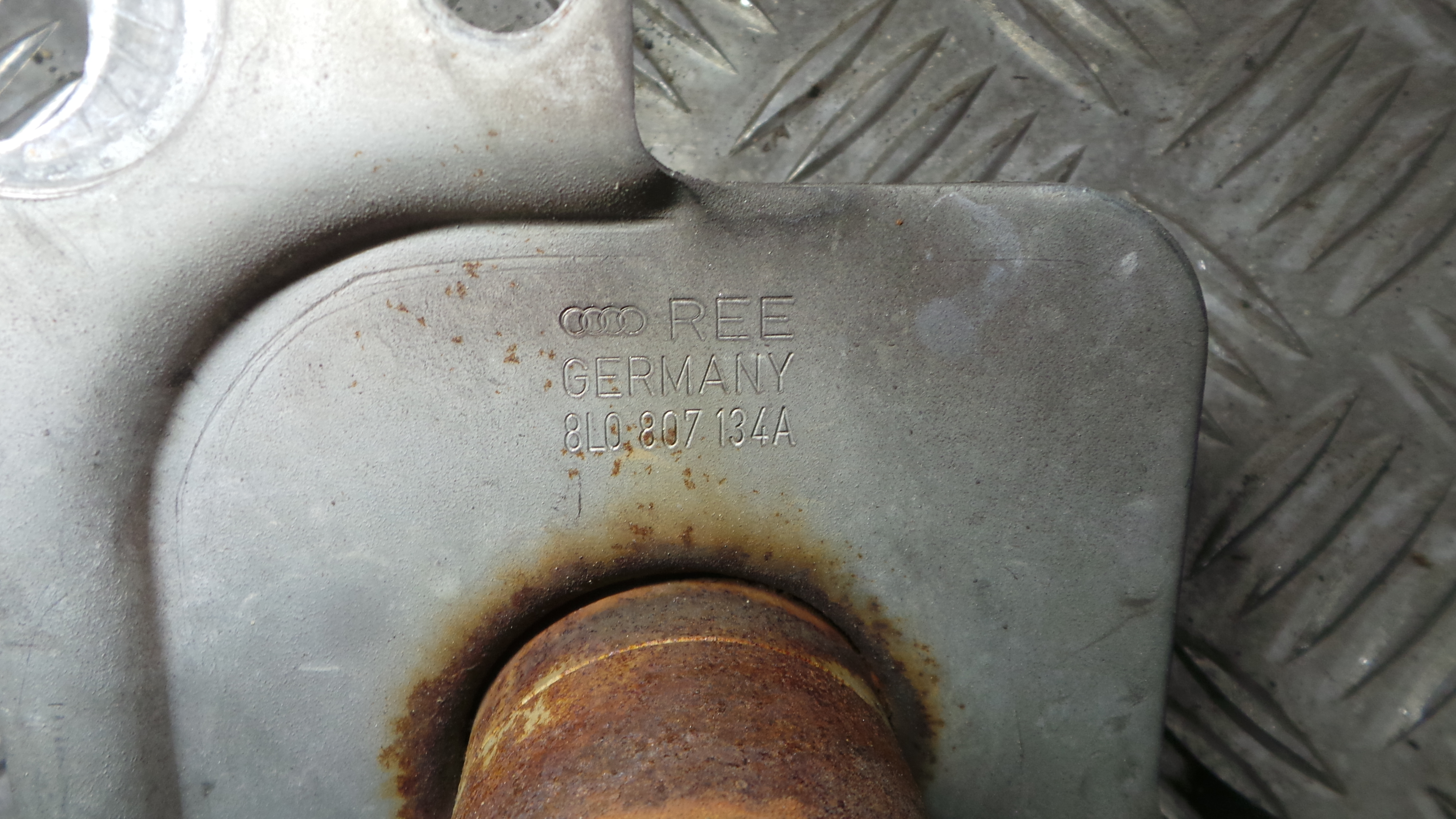 Reforço do Para Choques Frente  8L0807109F - AUDI A3 (8L1)-33198301