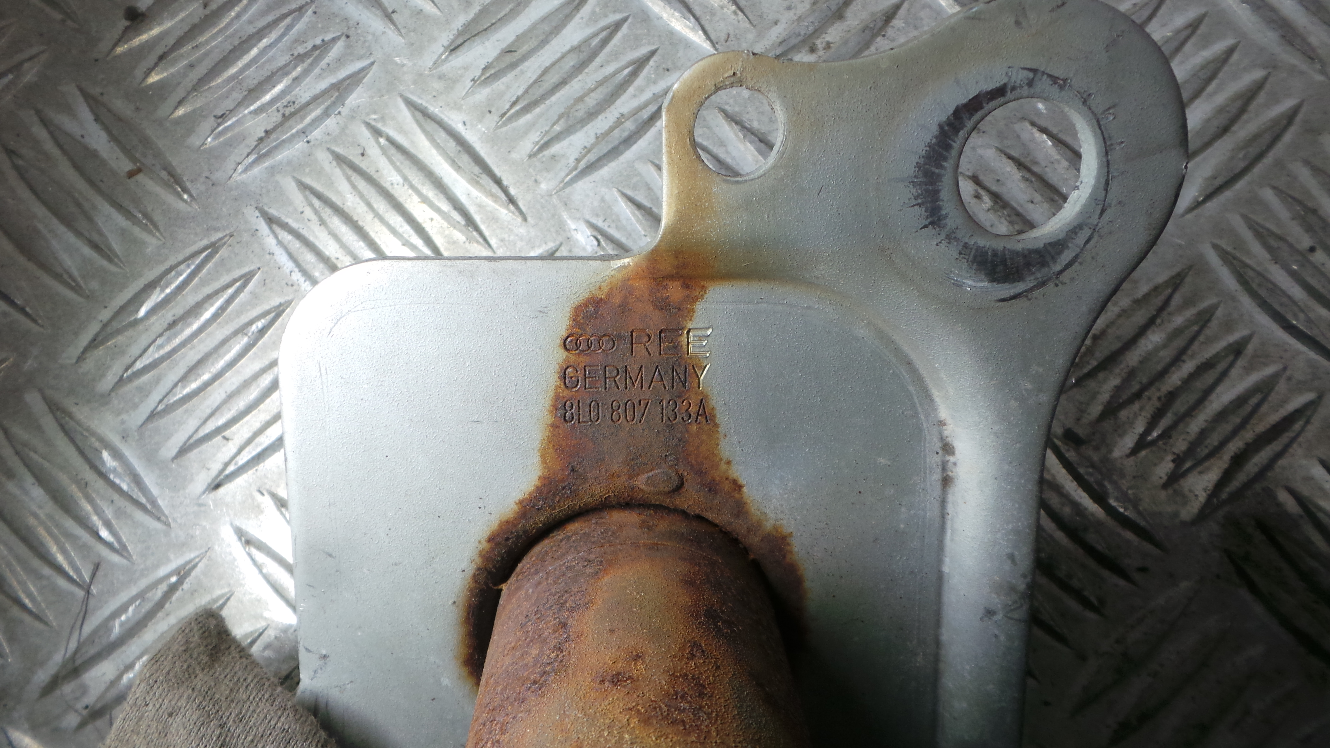 Reforço do Para Choques Frente  8L0807109F - AUDI A3 (8L1)-33198301