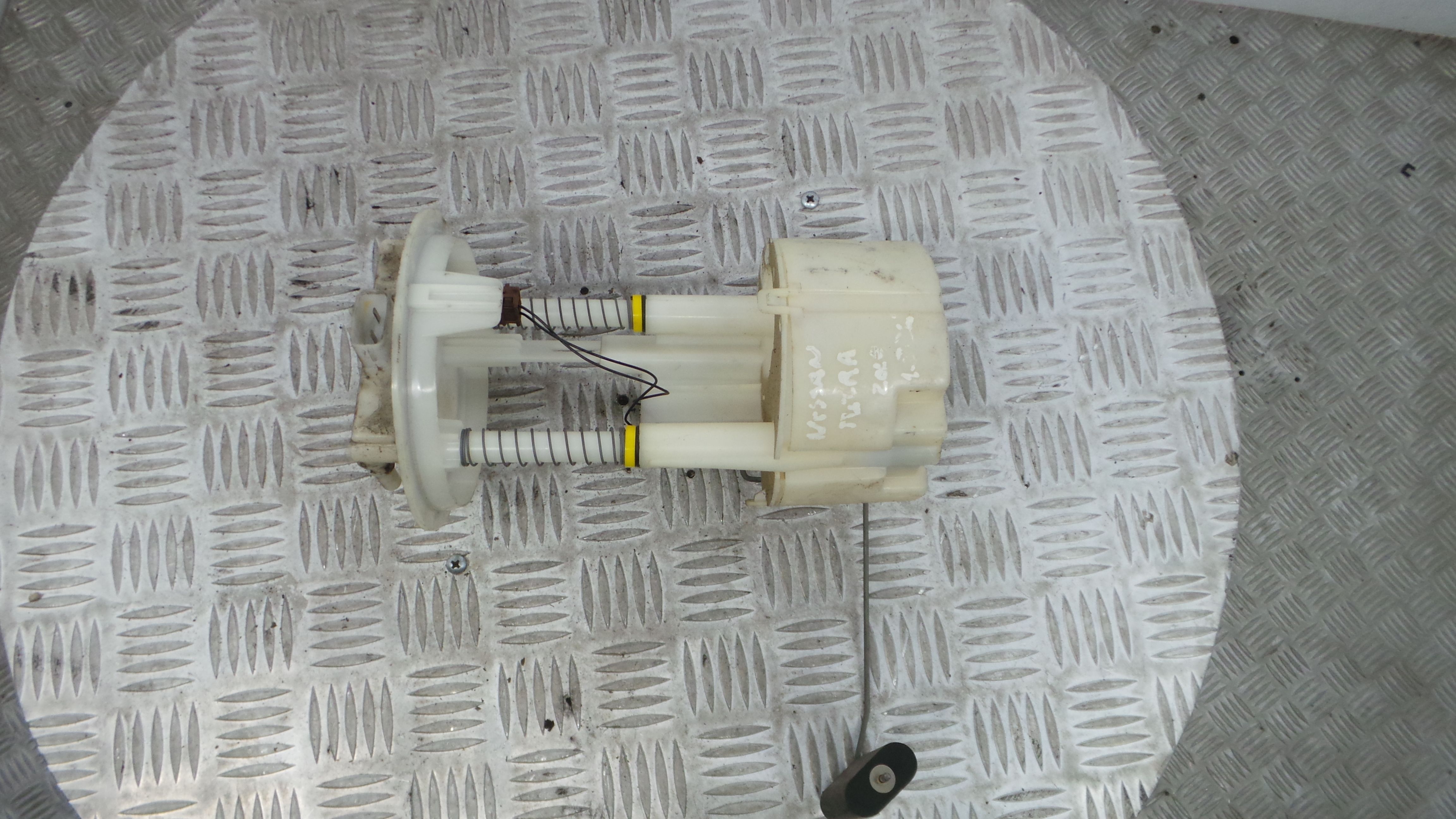 Boia do Combustível 170409U21B - NISSAN MICRA III (K12)-33198324