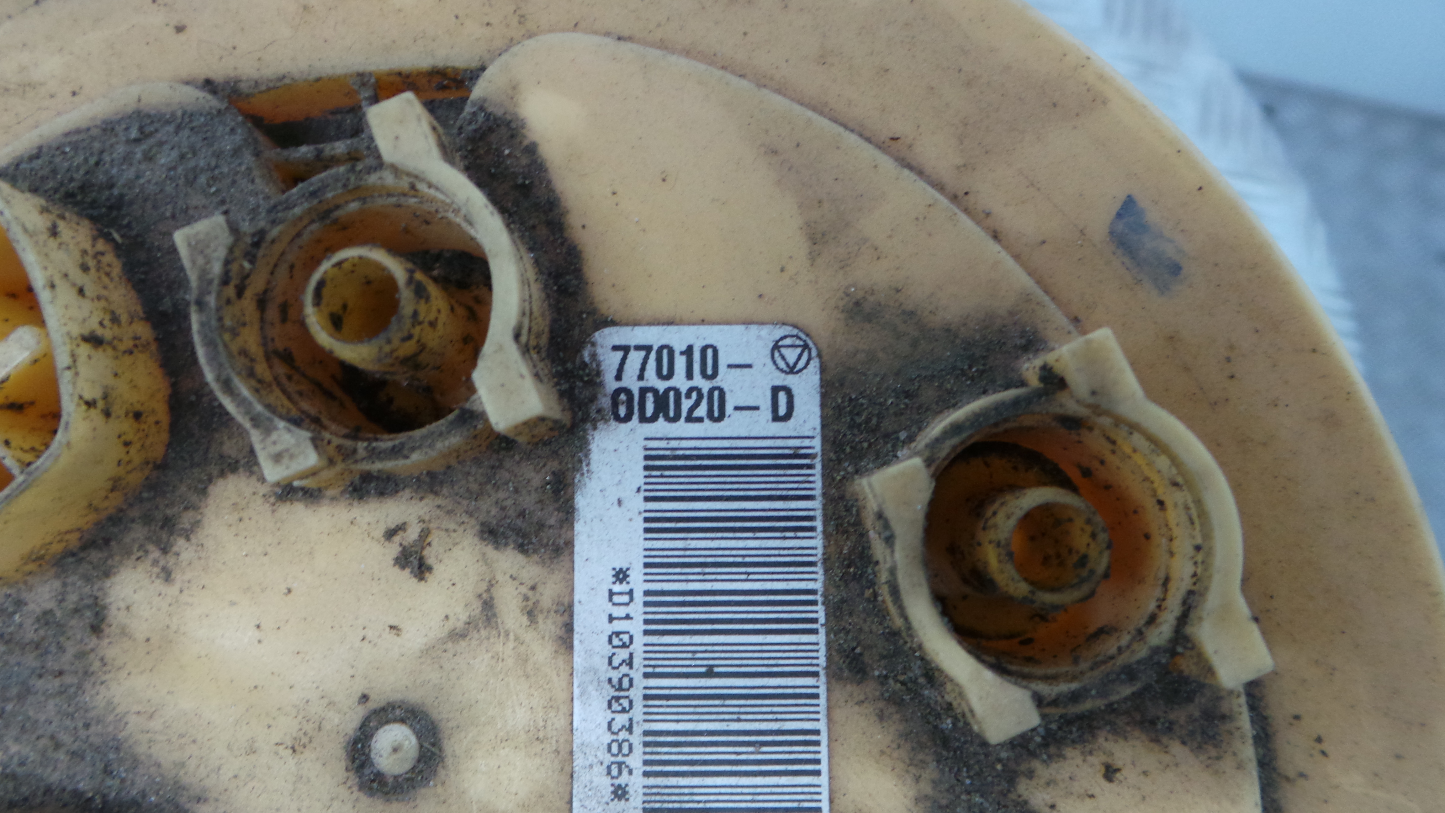 Boia do Combustível 77010-0D020 - TOYOTA YARIS (_P9_), YARIS/VITZ (_P9_)-33198419