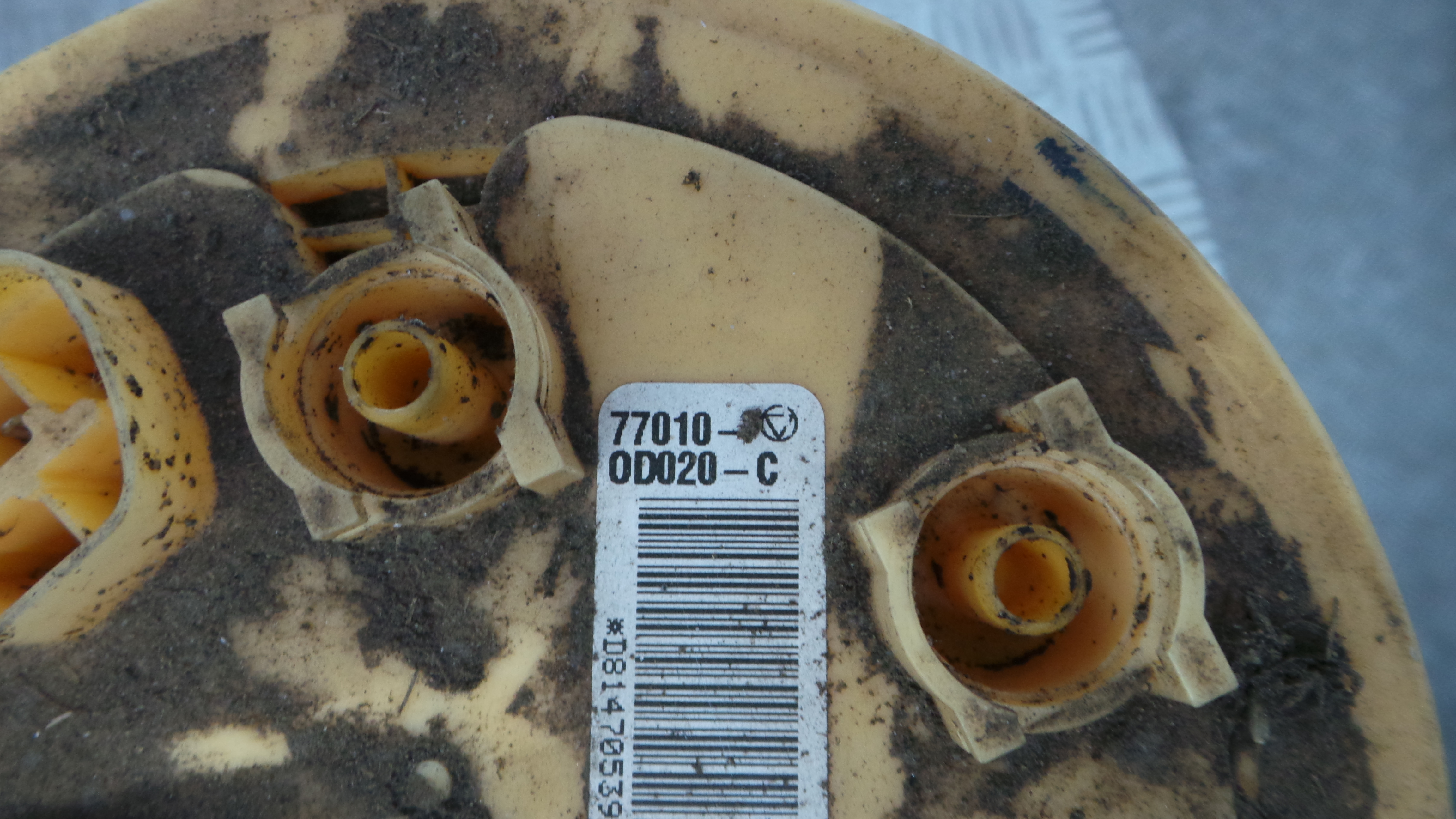 Boia do Combustível 77010-0D020 - TOYOTA YARIS (_P9_), YARIS/VITZ (_P9_)-33198422