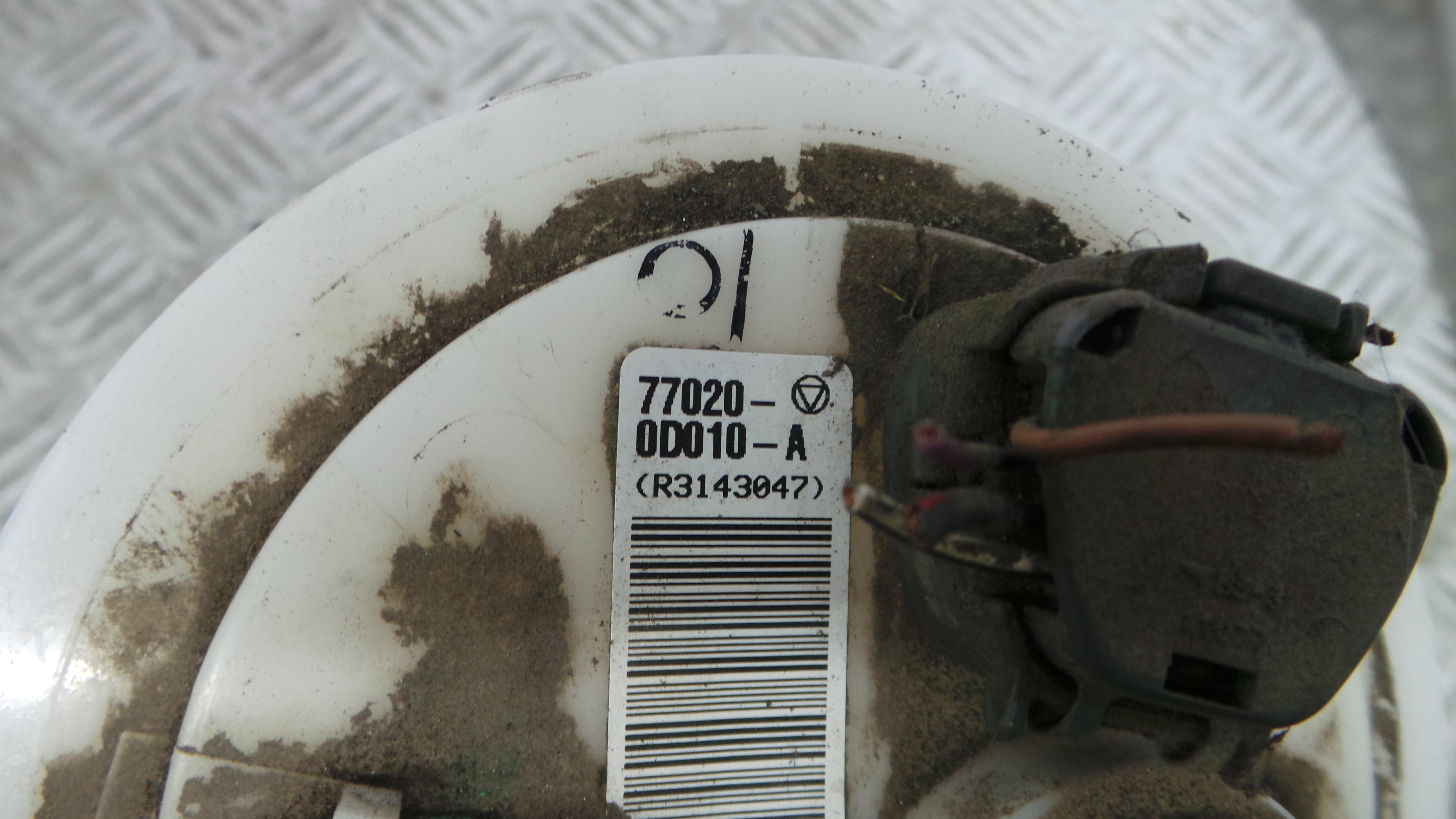 Boia do Combustível 77020-0D010 - TOYOTA YARIS VERSO (_P2_), YARIS VERSO / FUN CARGO (_P2_)-33198434