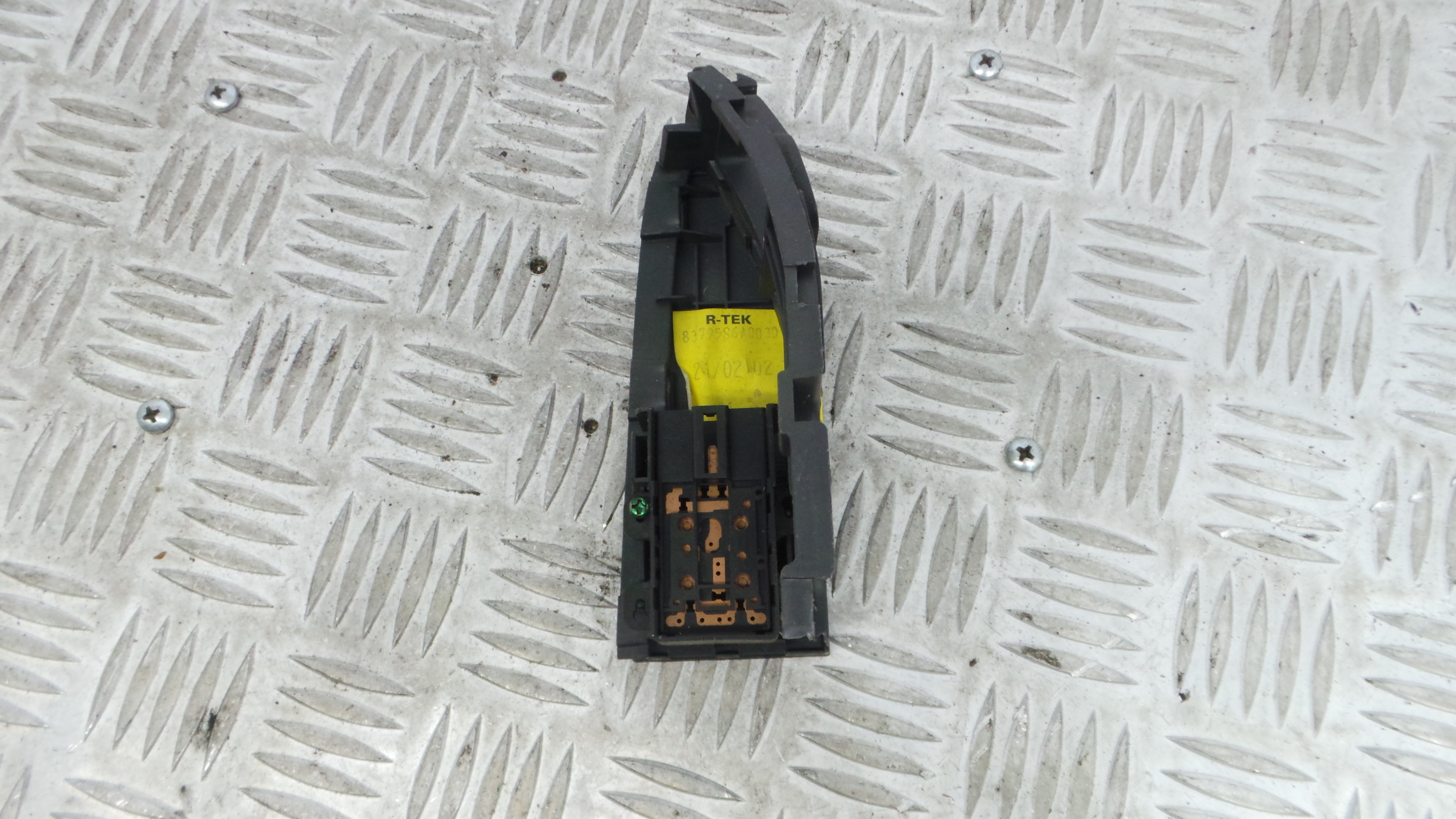 Interruptor / Comando Elevador Vidro Trás Esq 83795-S6A-0030 - HONDA CIVIC VII Hatchback (EU, EP, E-33198879