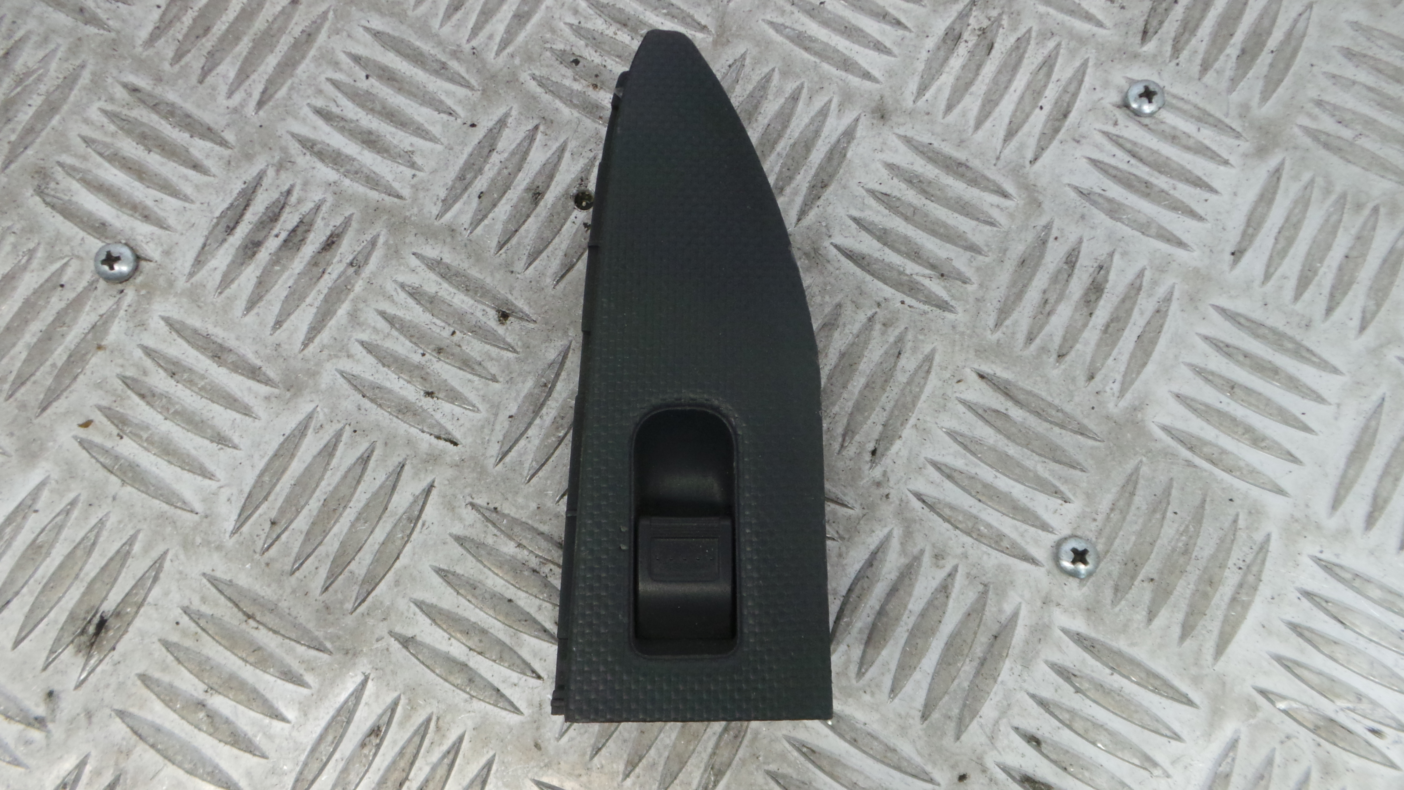 Interruptor / Comando Elevador Vidro Trás Dto  - HONDA CIVIC VII Hatchback (EU, EP, EV)-33198887 Interruptor / Comando Elevador Vidro Trás Dto  - HONDA CIVIC VII Hatchback (EU, EP, EV)-33198887