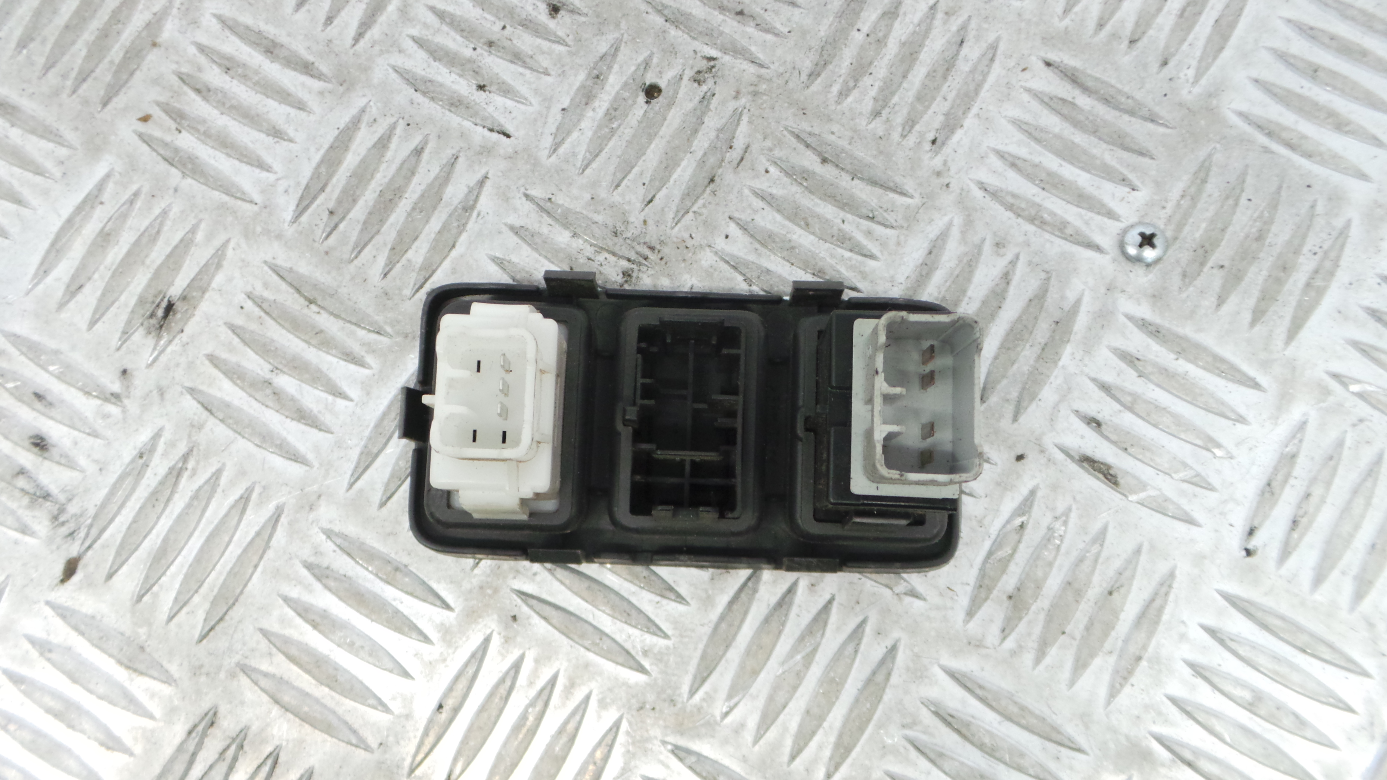 Comando de Regulação dos Faróis  73312-62J10 - SUZUKI SWIFT III (MZ, EZ)-33198893