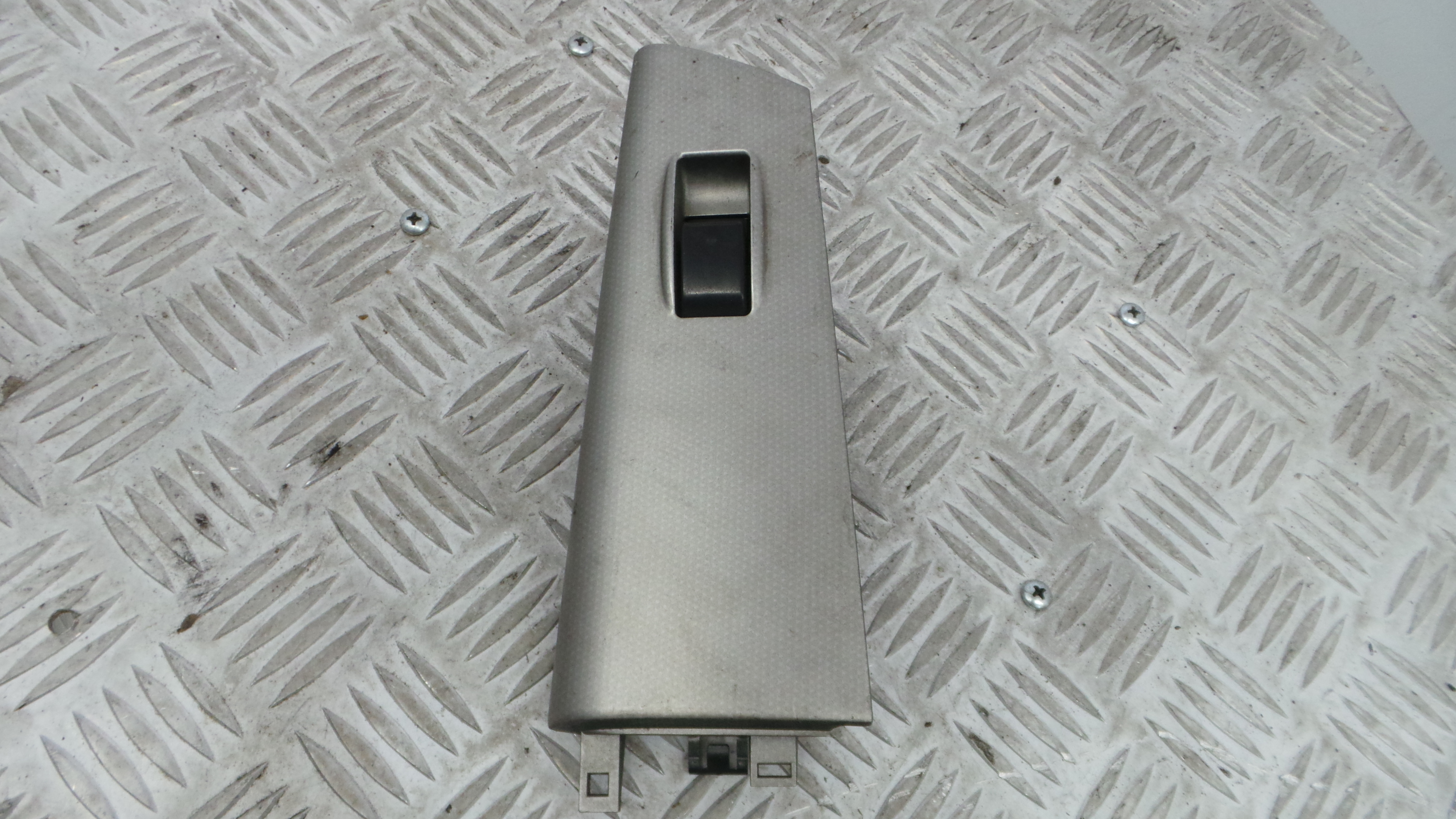 Interruptor / Comando Elevador Vidro Frente Dto  74231-02280 - TOYOTA COROLLA (_E12_), COROLLA / ALL-33198992