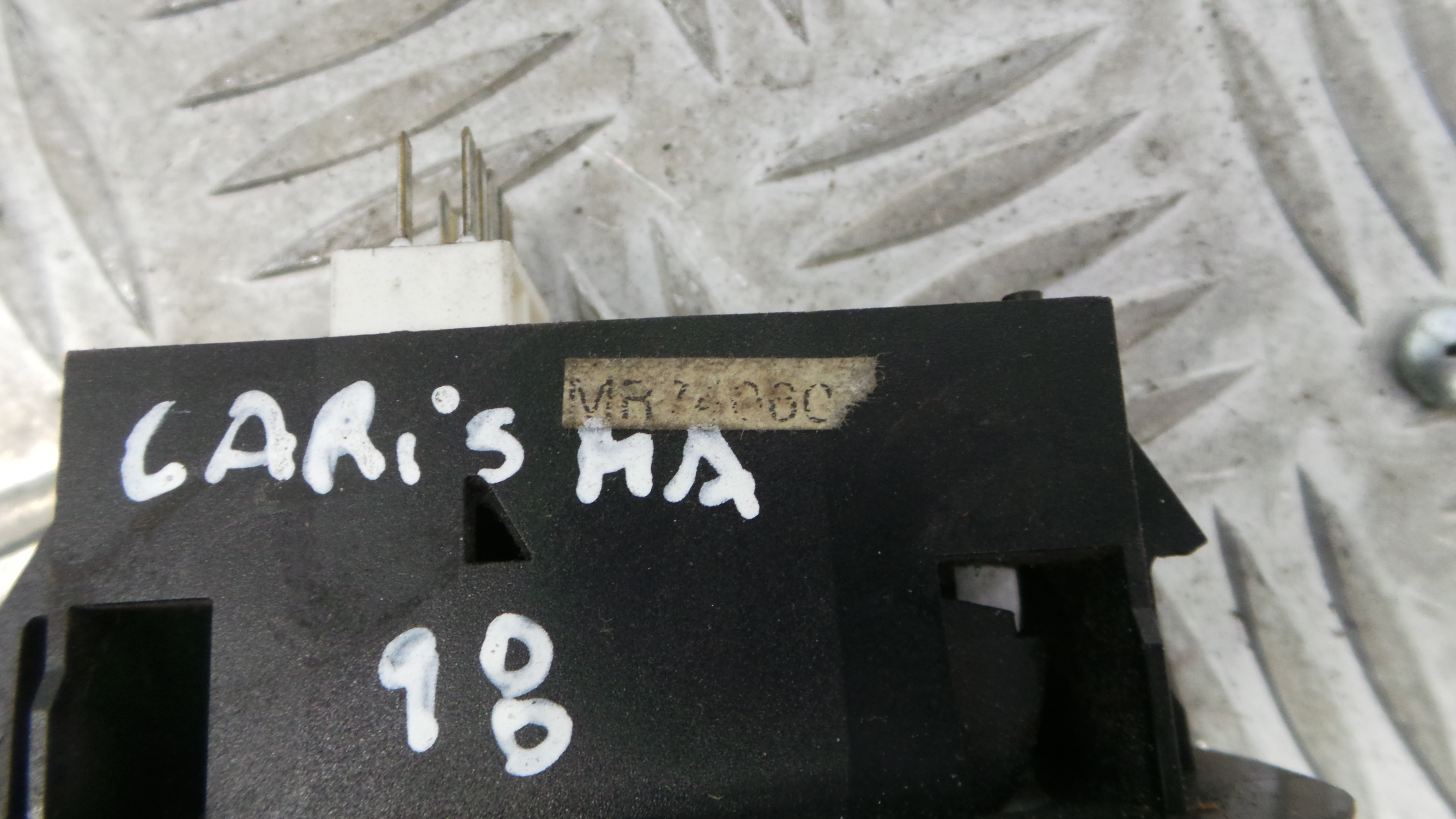 Interruptor / Comando Elevador Vidro Frente Dto MR74060 - MITSUBISHI CARISMA (DA_)-33198996