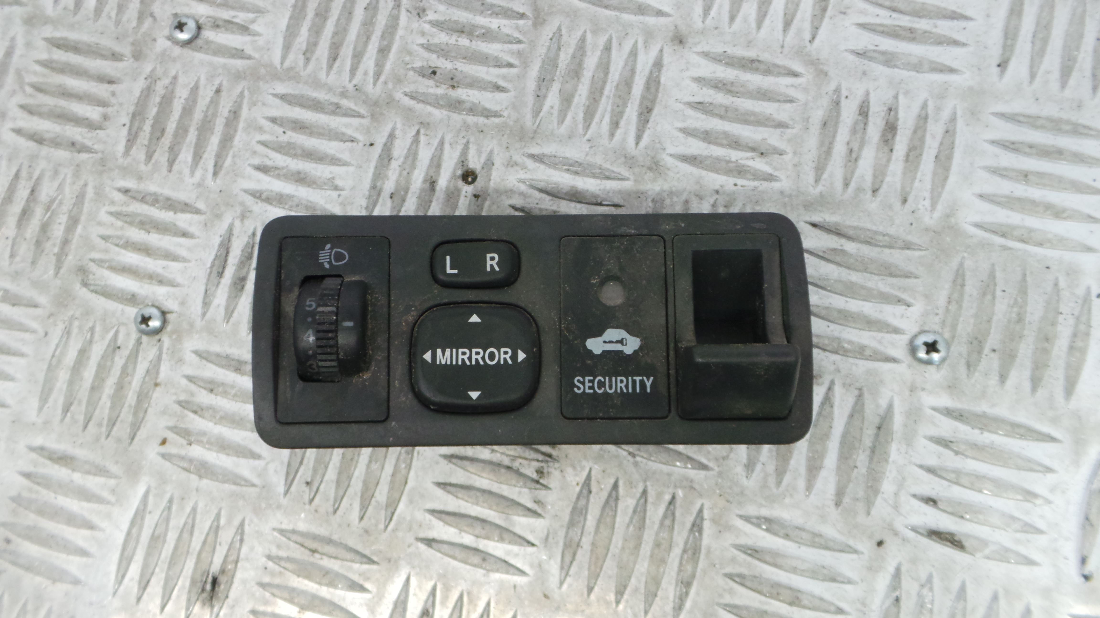 Comando de Regulação dos Faróis  777665 - TOYOTA COROLLA (_E12_), COROLLA / ALLEX (_E12_)-33199025