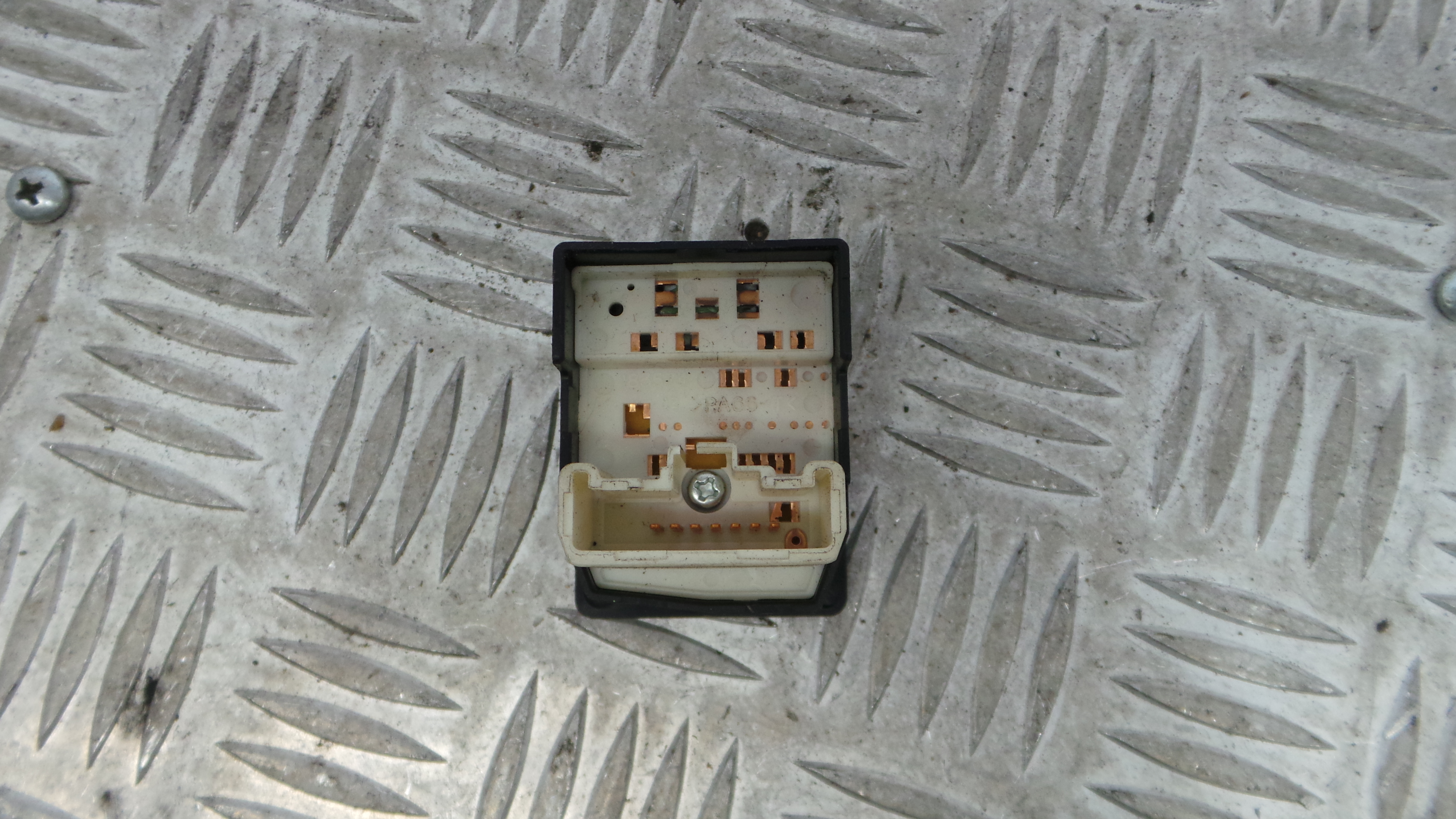 Comando Retrovisores 769746 - TOYOTA YARIS (_P9_), YARIS/VITZ (_P9_)-33199037