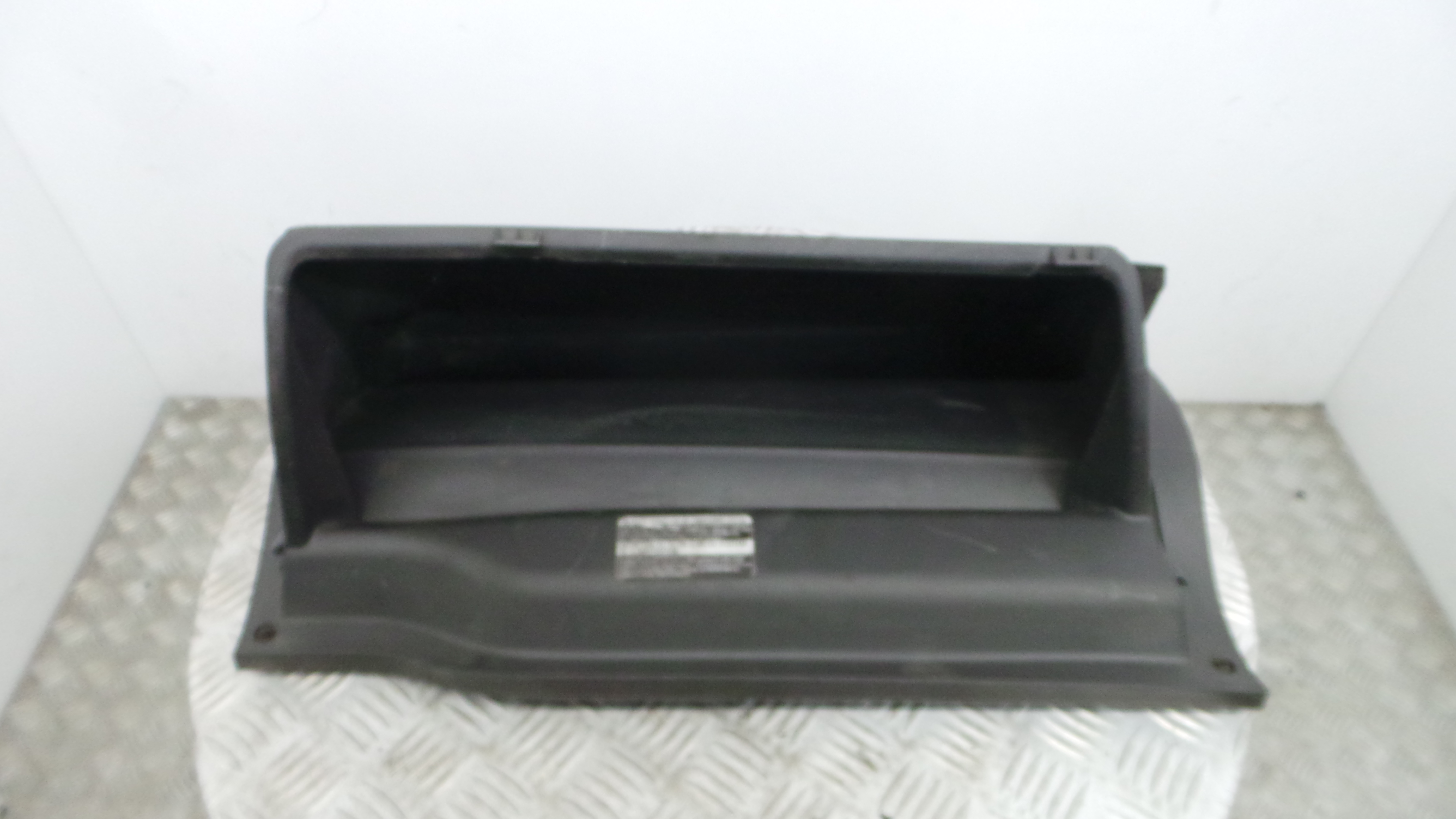 Porta Luvas  55552-02100 - TOYOTA AURIS (_E15_), COROLLA (_E15_)-33199359