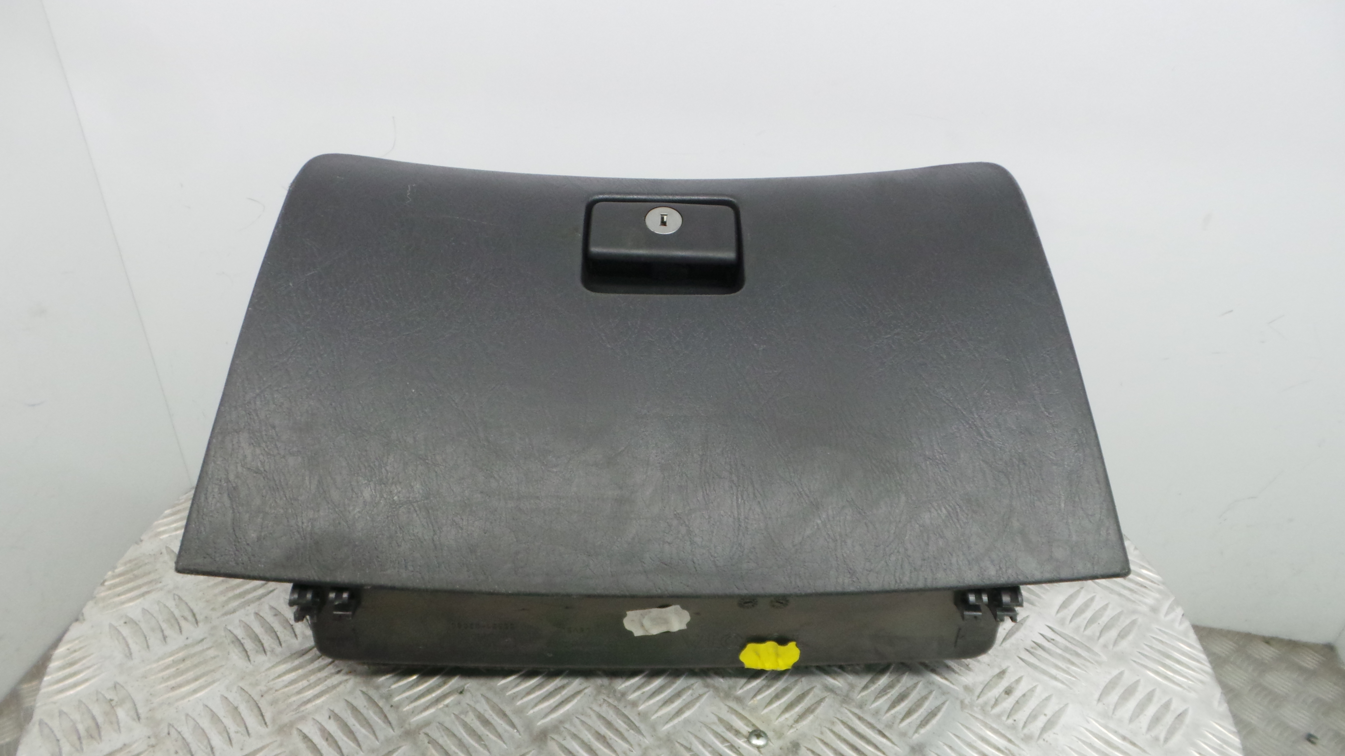 Porta Luvas  55551-02060 - TOYOTA COROLLA (_E12_), COROLLA / ALLEX (_E12_)-33199366