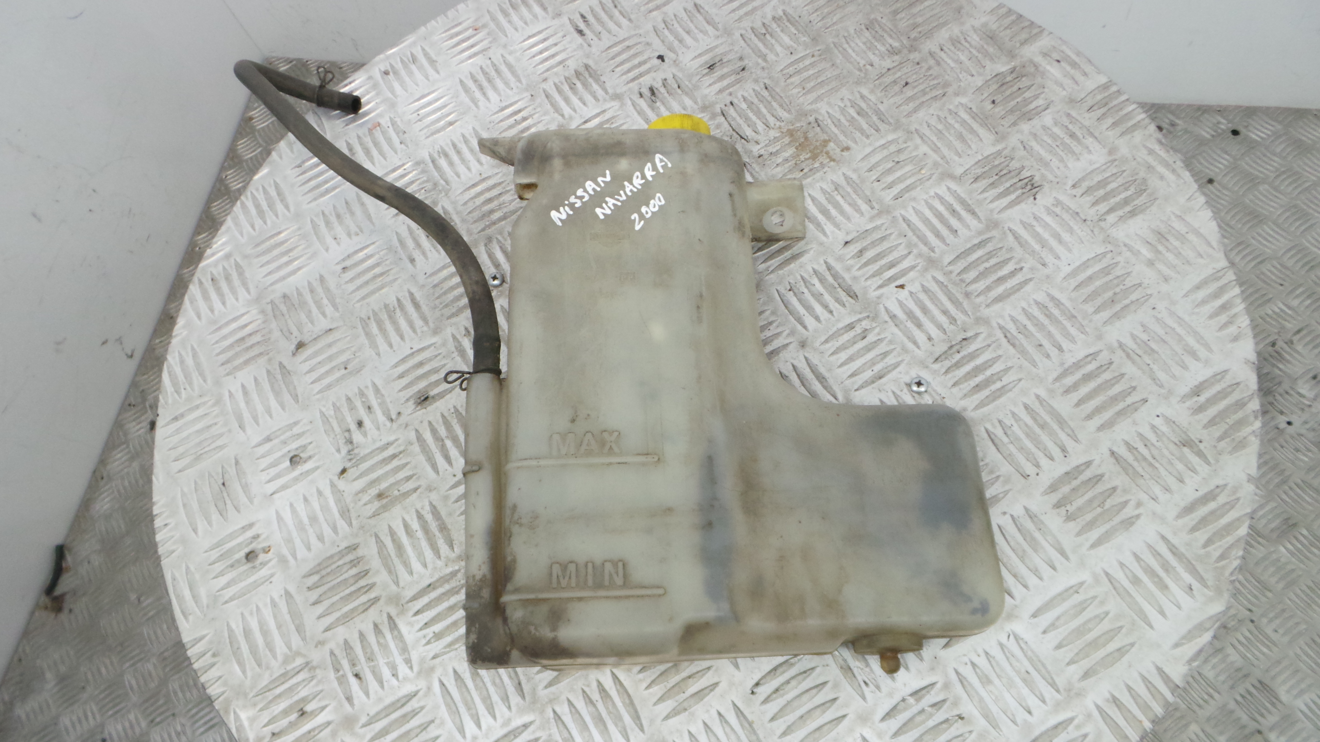 Depósito Água Radiador / Vazo de Expansao  - NISSAN NAVARA Camião de plataforma/chassis (D22)-33199397