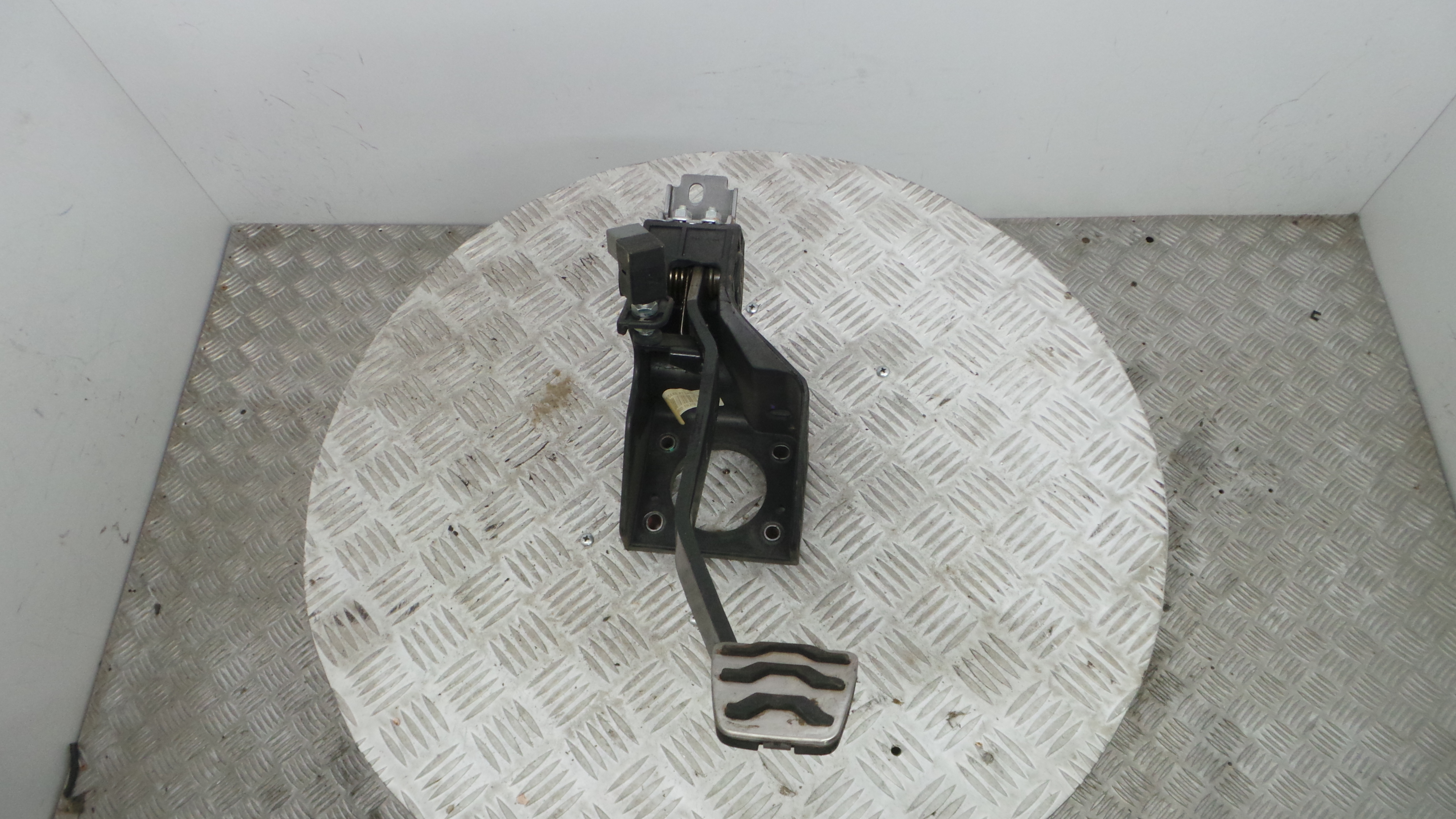 Pedal do Travão 32800-1H310 - KIA CEE'D Hatchback (ED)-33199435 Pedal do Travão 32800-1H310 - KIA CEE'D Hatchback (ED)-33199435