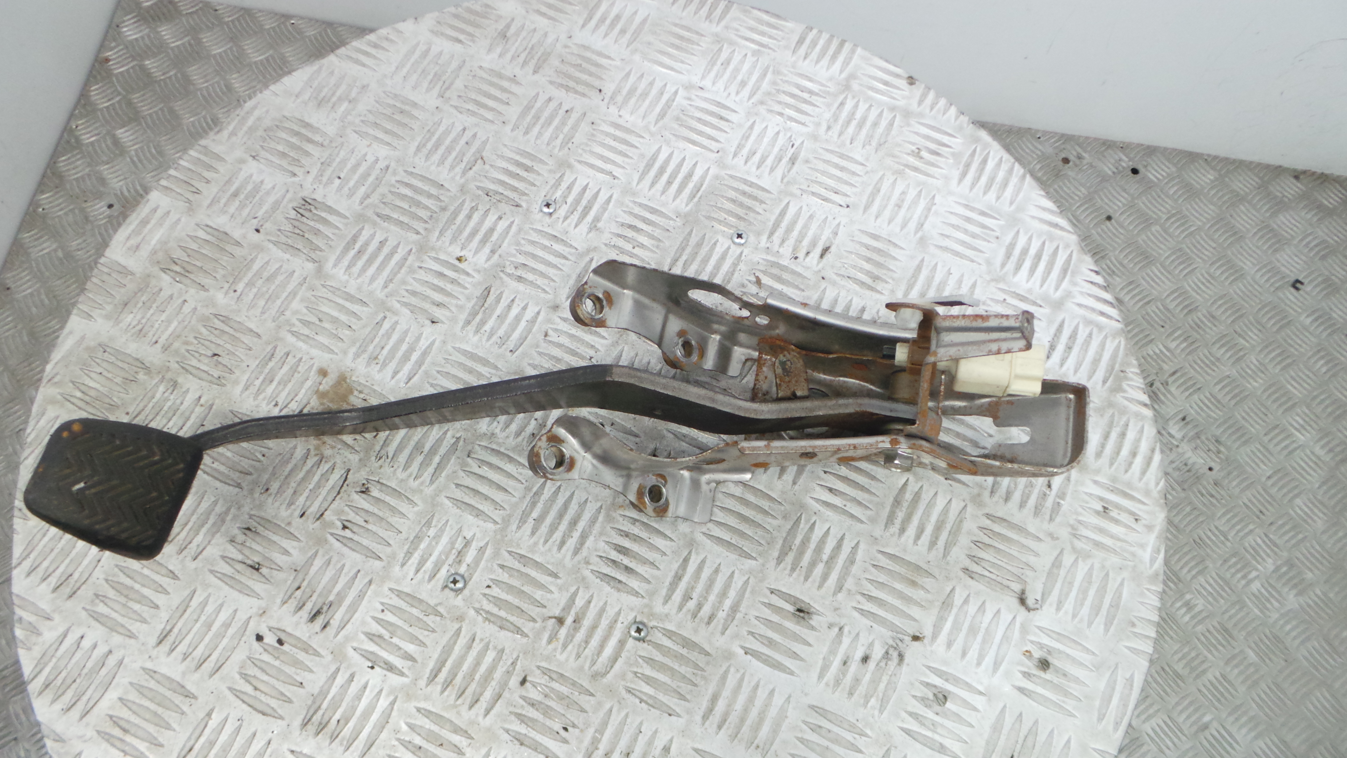 Pedal do Travão  - TOYOTA AURIS (_E15_), COROLLA (_E15_)-33199438