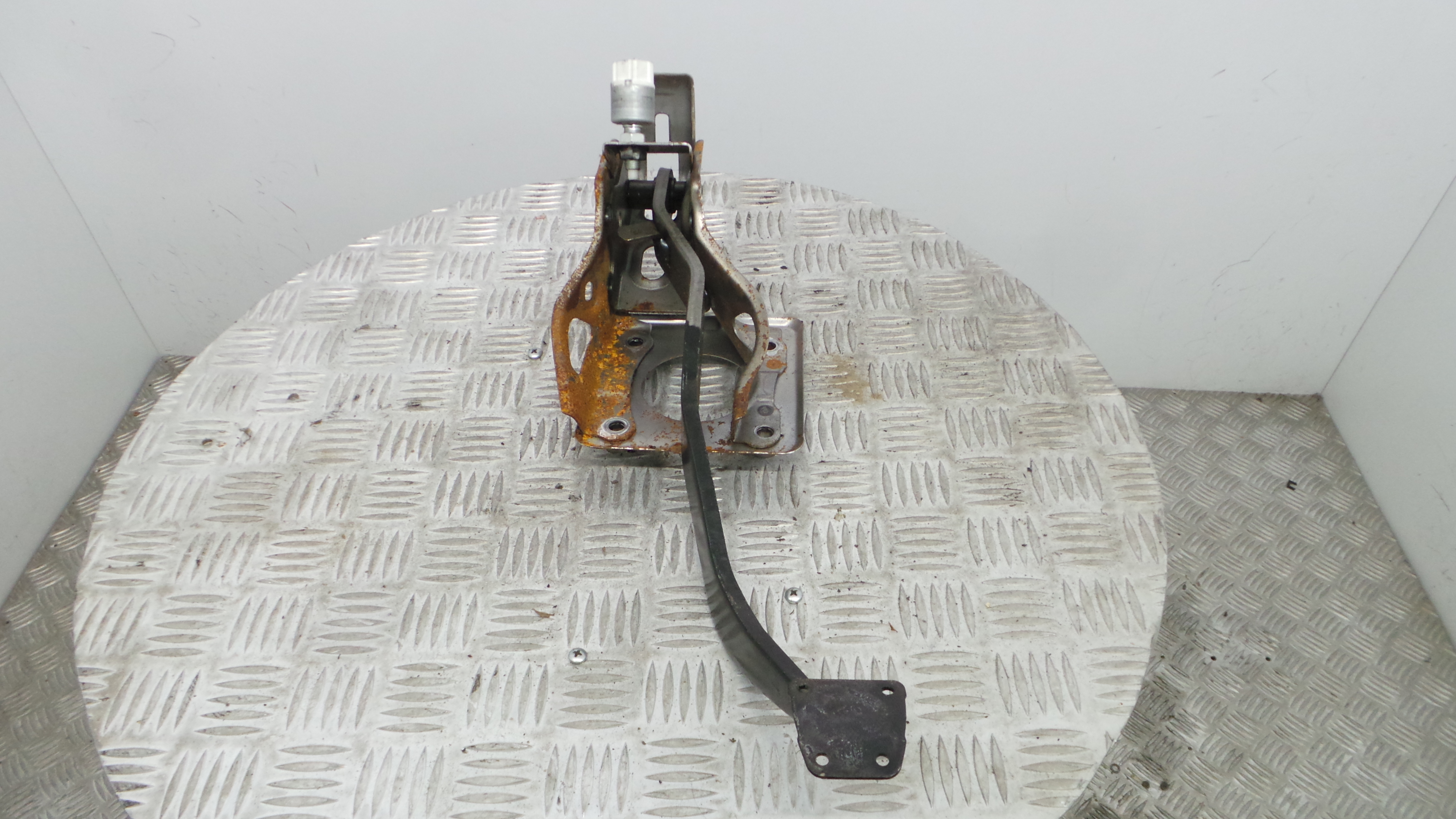 Pedal do Travão  - TOYOTA COROLLA (_E12_), COROLLA / ALLEX (_E12_)-33199446