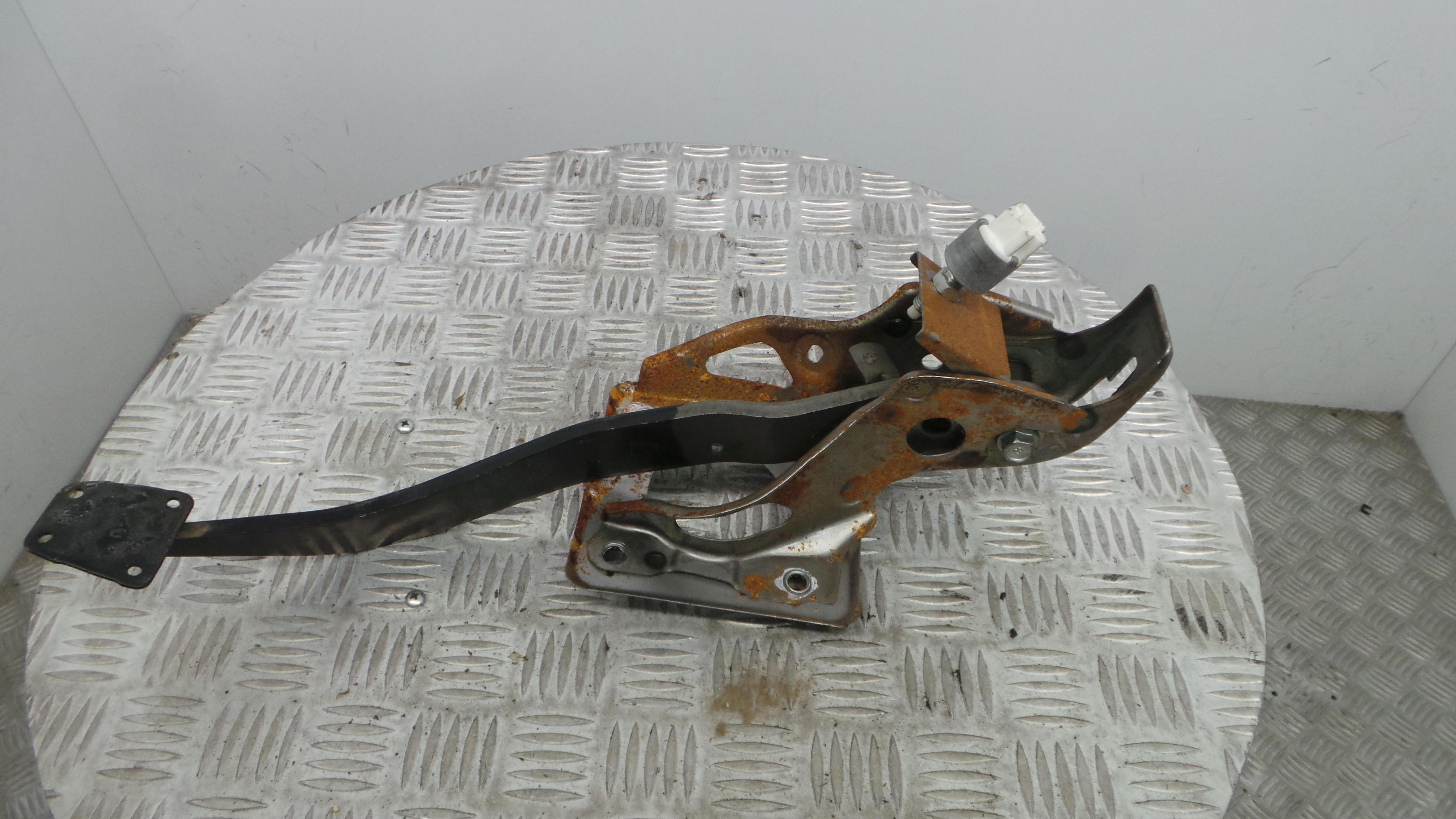 Pedal do Travão  - TOYOTA COROLLA (_E12_), COROLLA / ALLEX (_E12_)-33199446