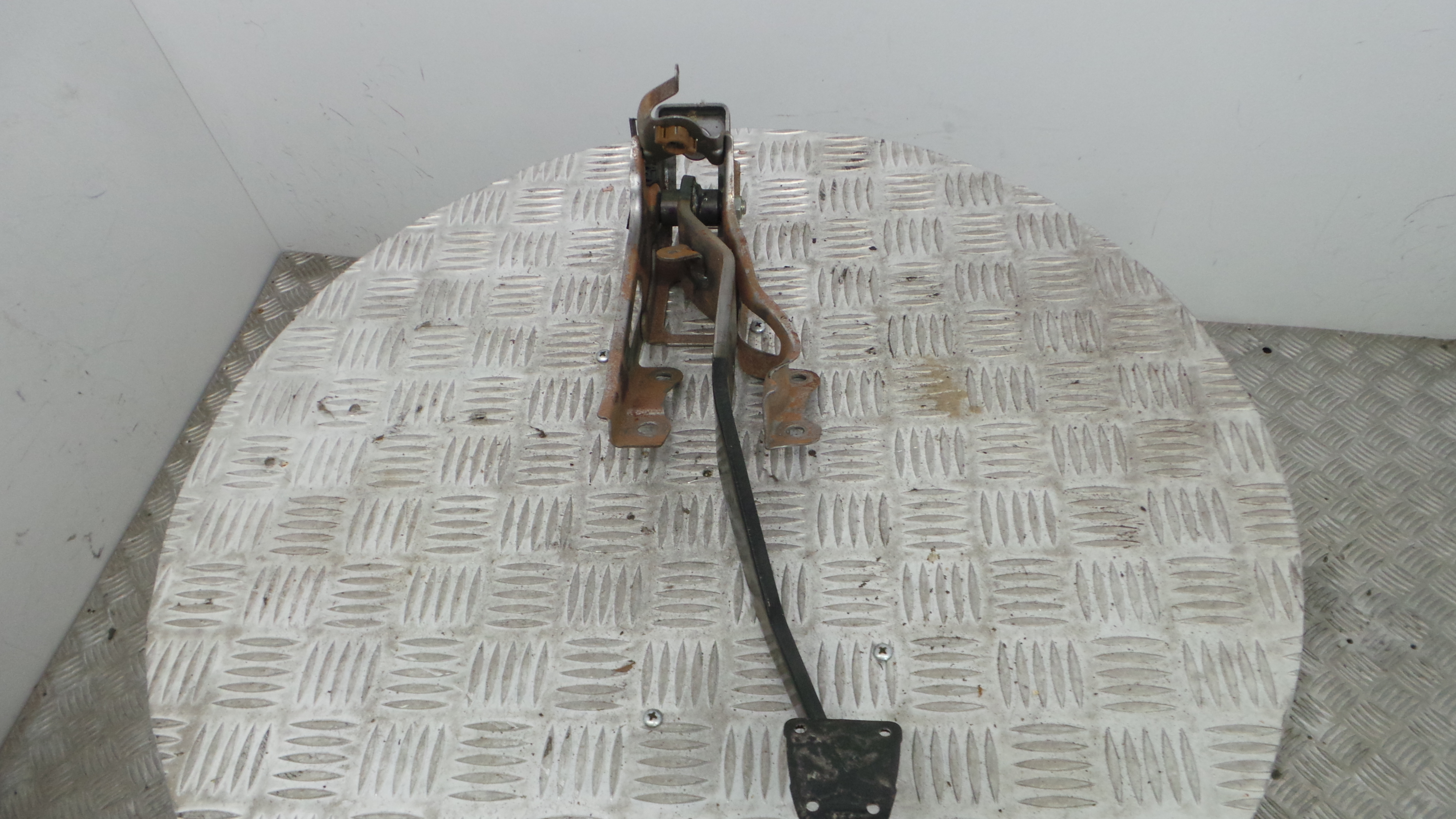 Pedal do Travão  - TOYOTA YARIS (_P13_), YARIS/VITZ (_P13_)-33199454