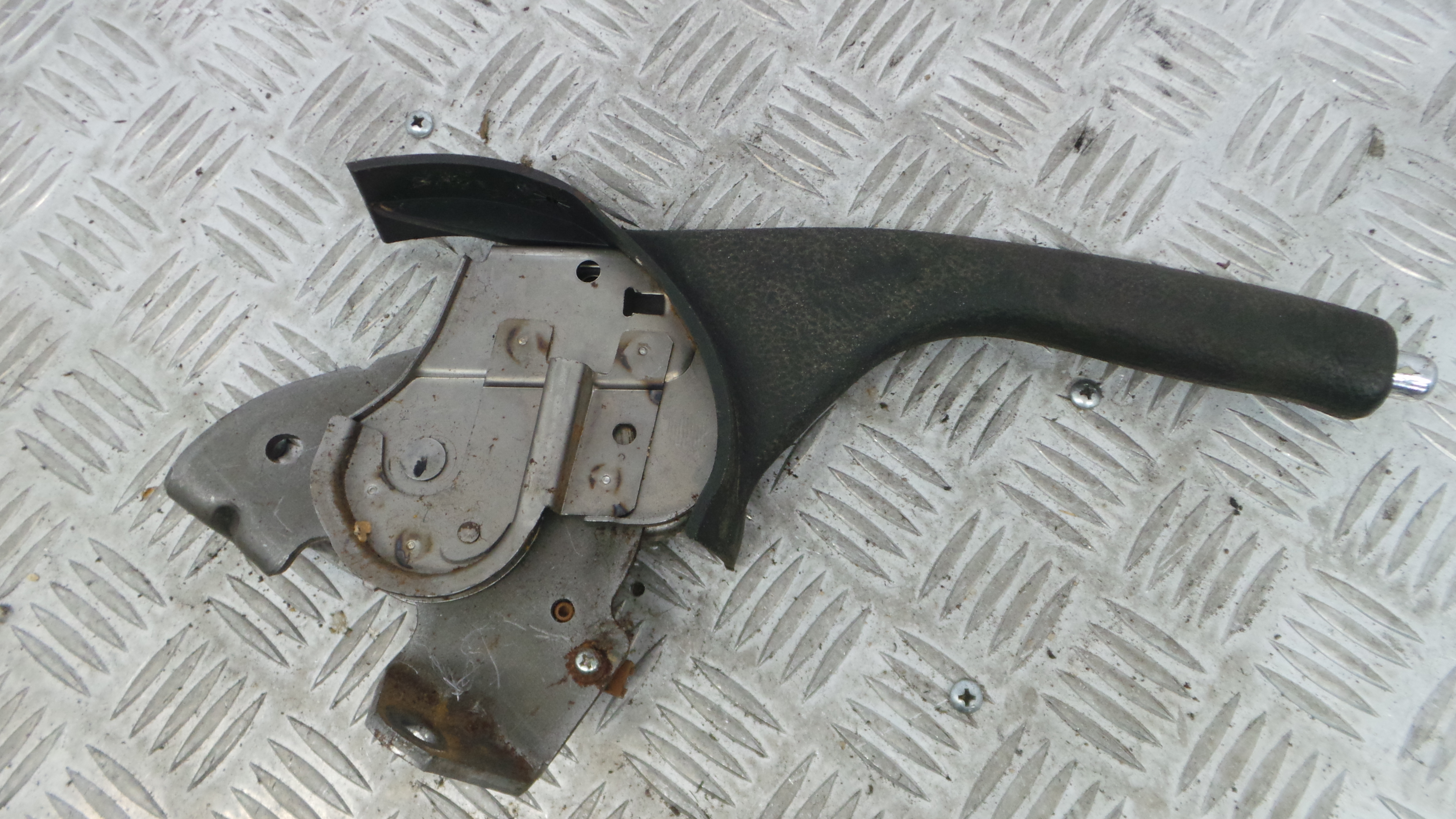 Travão de Mão 4620102131B0 - TOYOTA COROLLA (_E12_), COROLLA / ALLEX (_E12_)-33199591