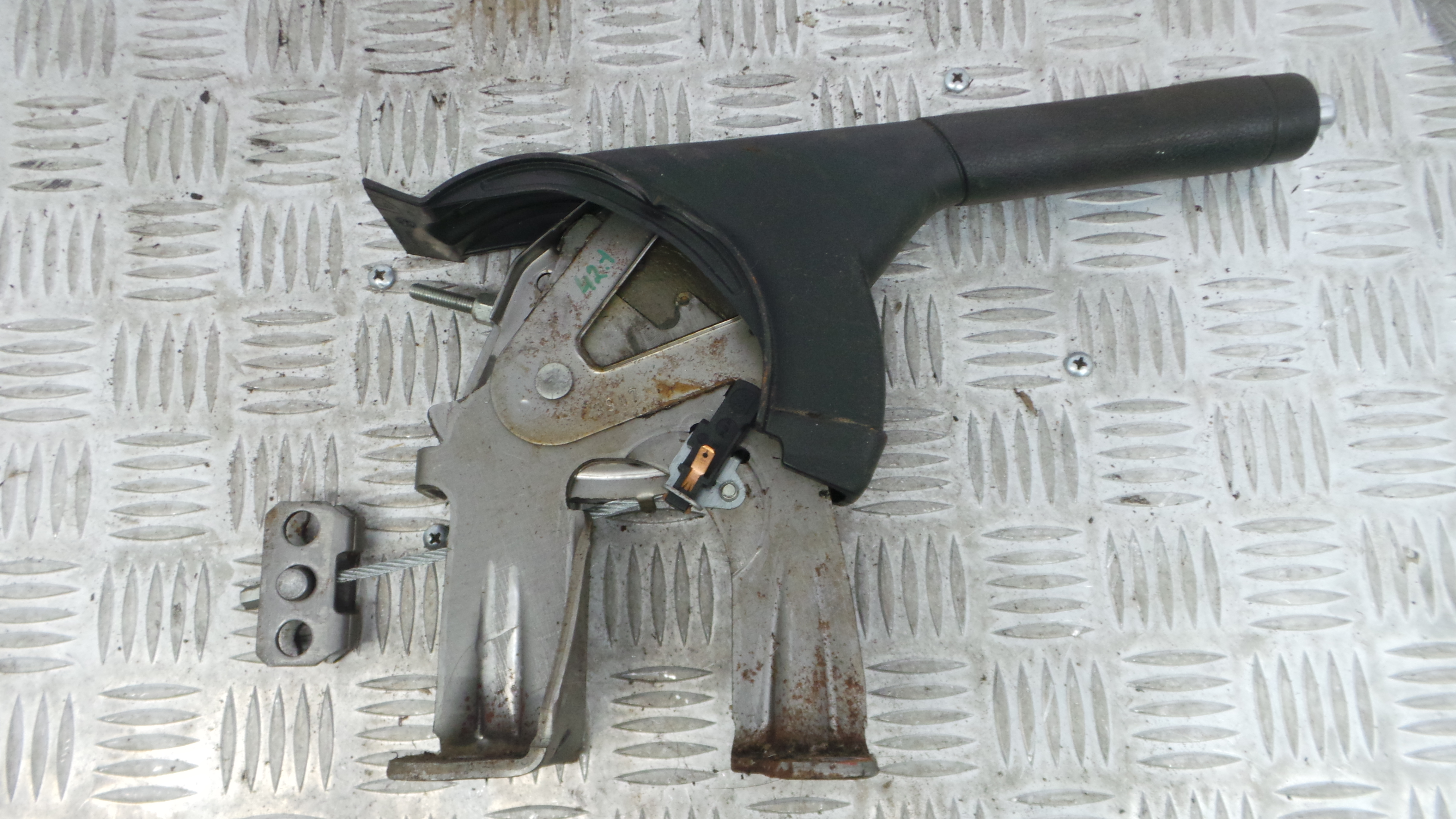 Travão de Mão   - SUZUKI SWIFT III (MZ, EZ)-33199600