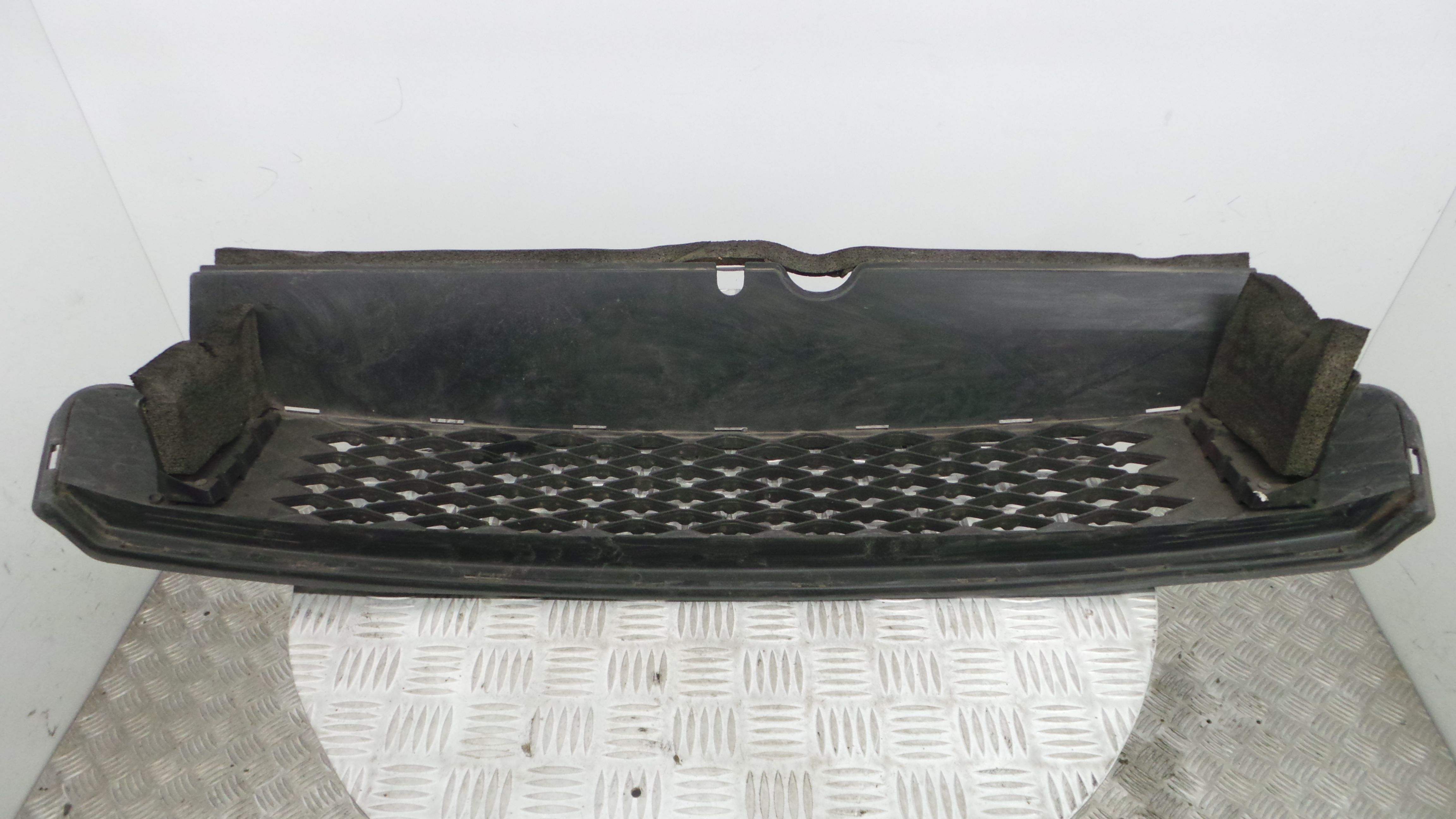 Grelha do Pára-Choques da Frente 53112-02320 - TOYOTA AURIS (_E15_), COROLLA (_E15_)-33199657