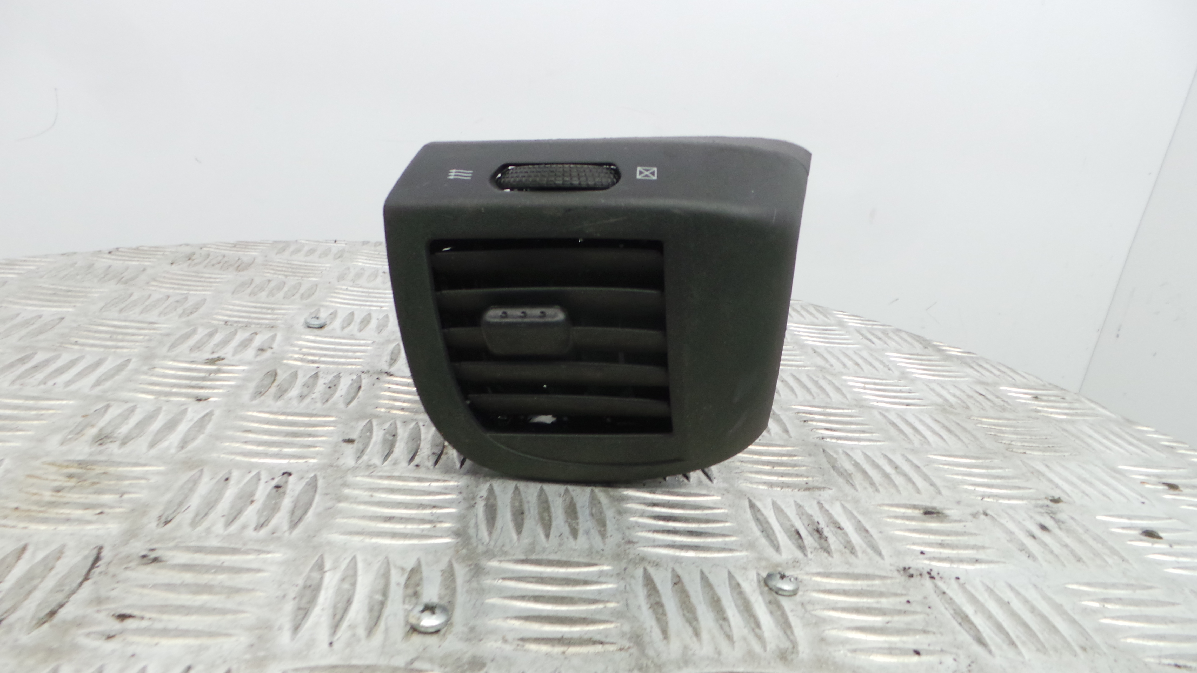Grelha da Sofagem  68761 - NISSAN MICRA IV (K13K, K13KK)-33199704 Grelha da Sofagem  68761 - NISSAN MICRA IV (K13K, K13KK)-33199704