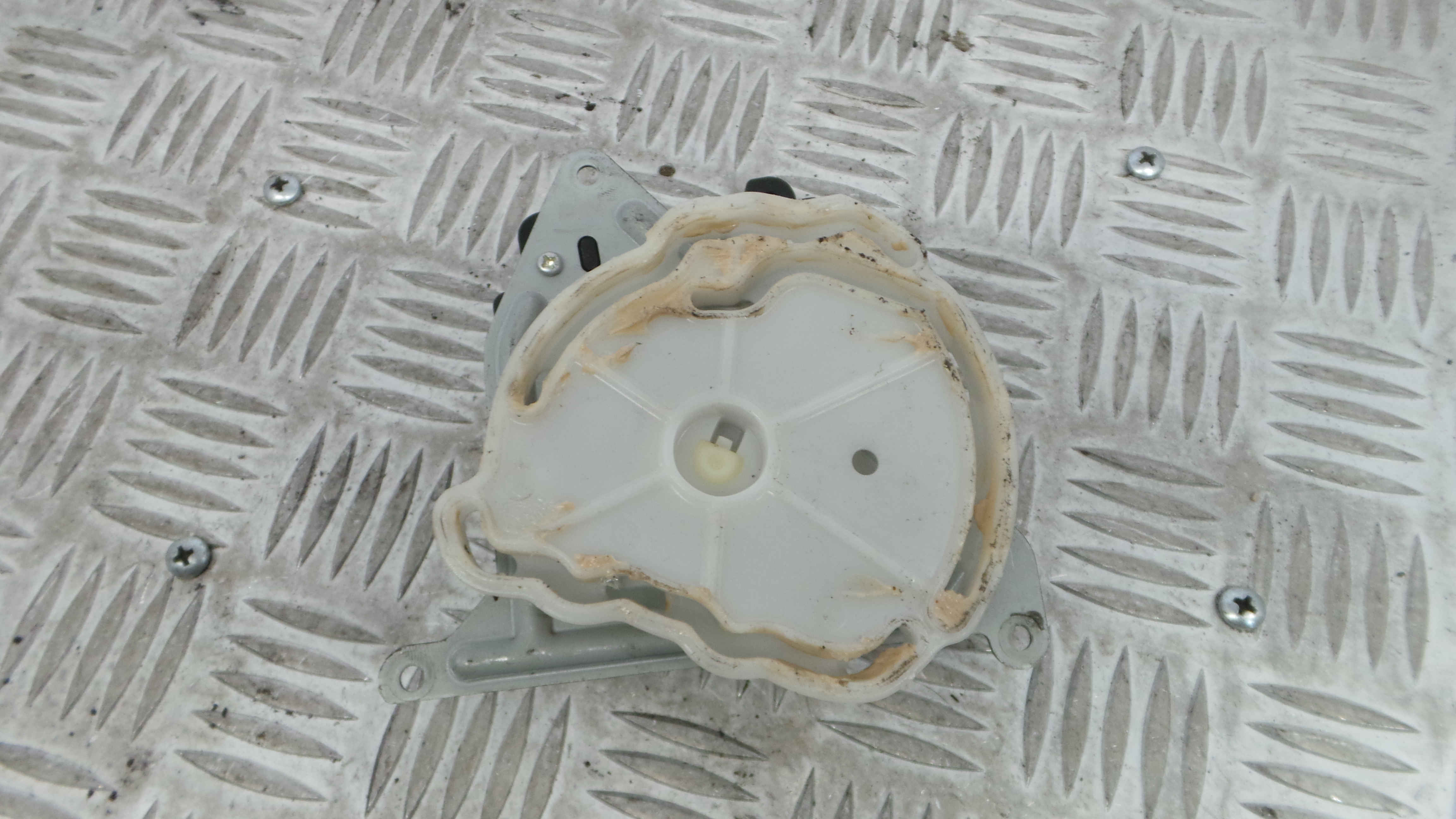Atuador do Circuito de Ar  AE063700-8610 - TOYOTA COROLLA (_E12_), COROLLA / ALLEX (_E12_)-33199740