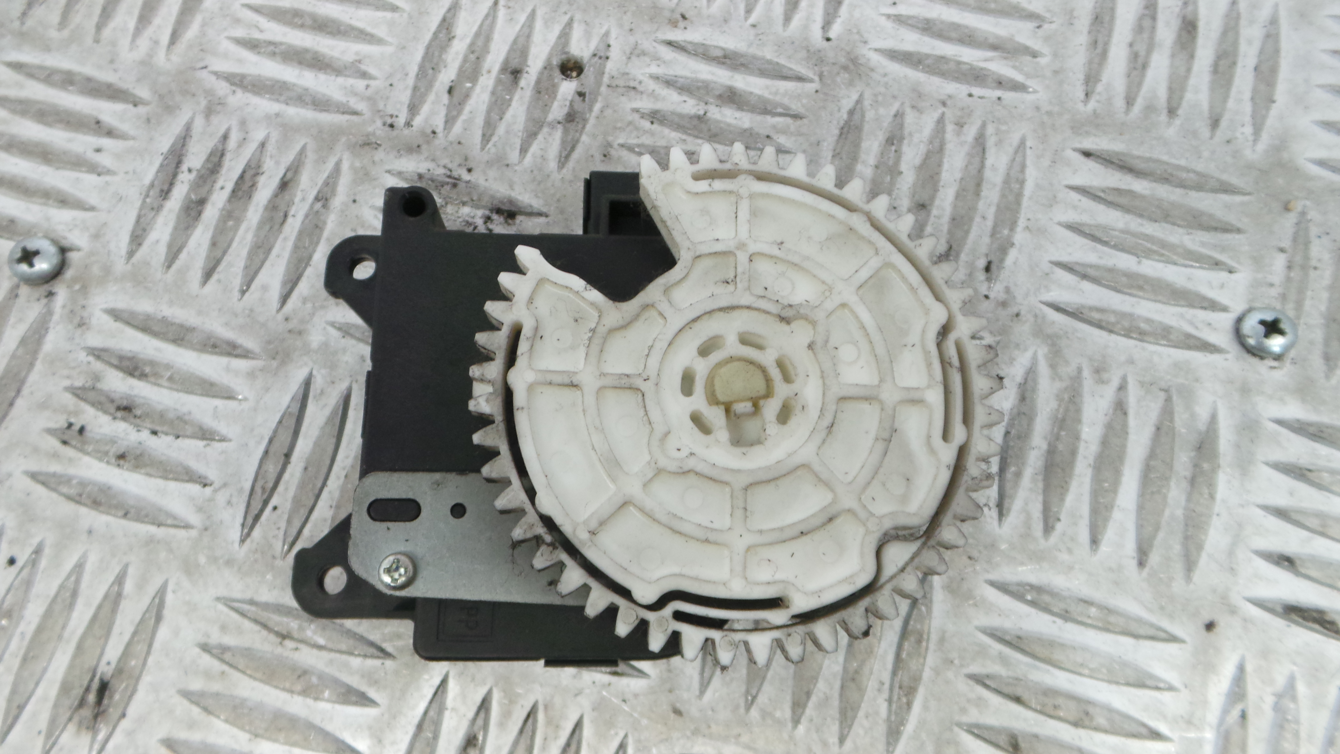 Atuador do Circuito de Ar  113800-2800PLS - TOYOTA YARIS (_P13_), YARIS/VITZ (_P13_)-33199750