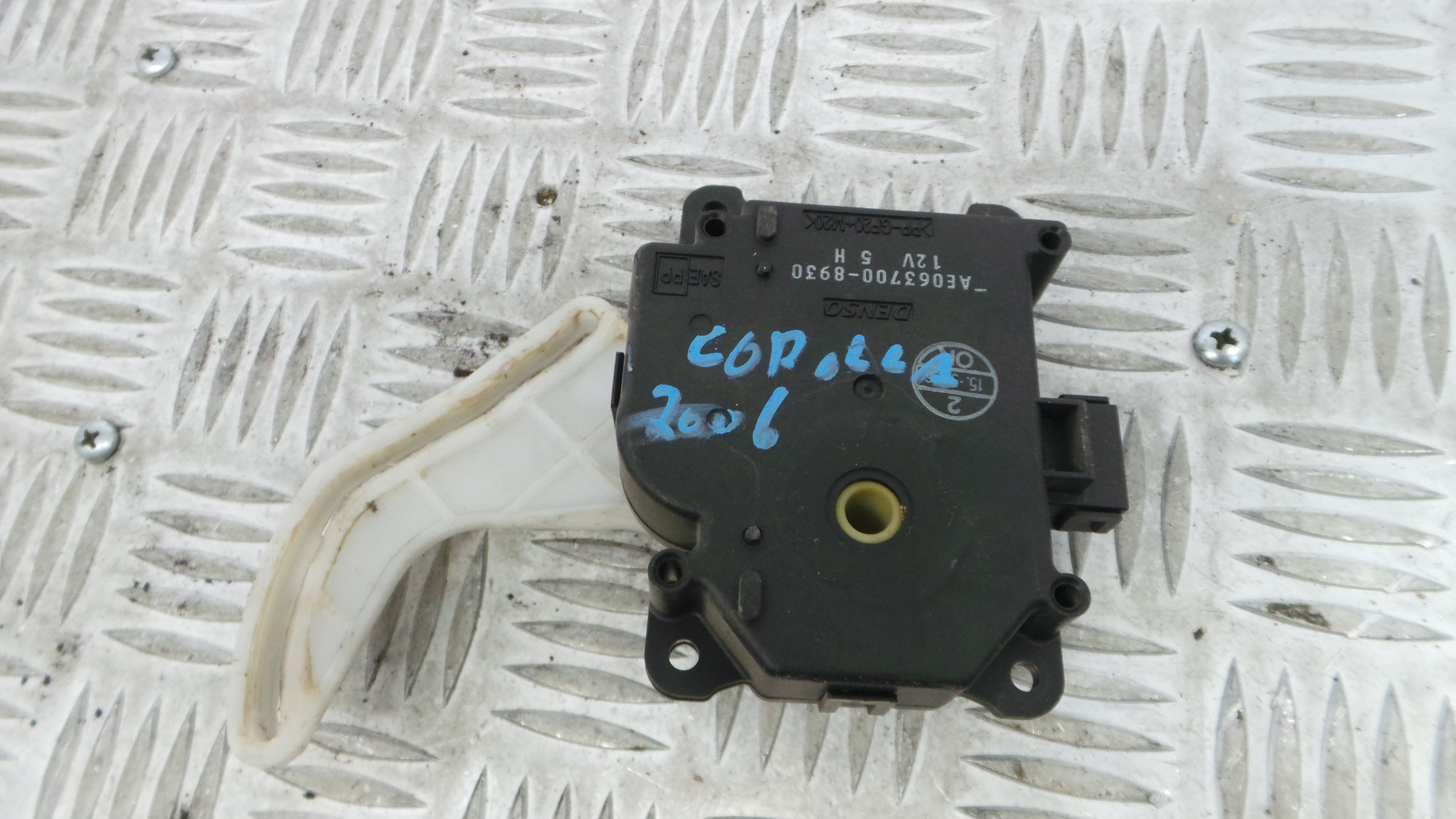 Atuador do Circuito de Ar  AE063700-8930 - TOYOTA COROLLA (_E12_), COROLLA / ALLEX (_E12_)-33199753