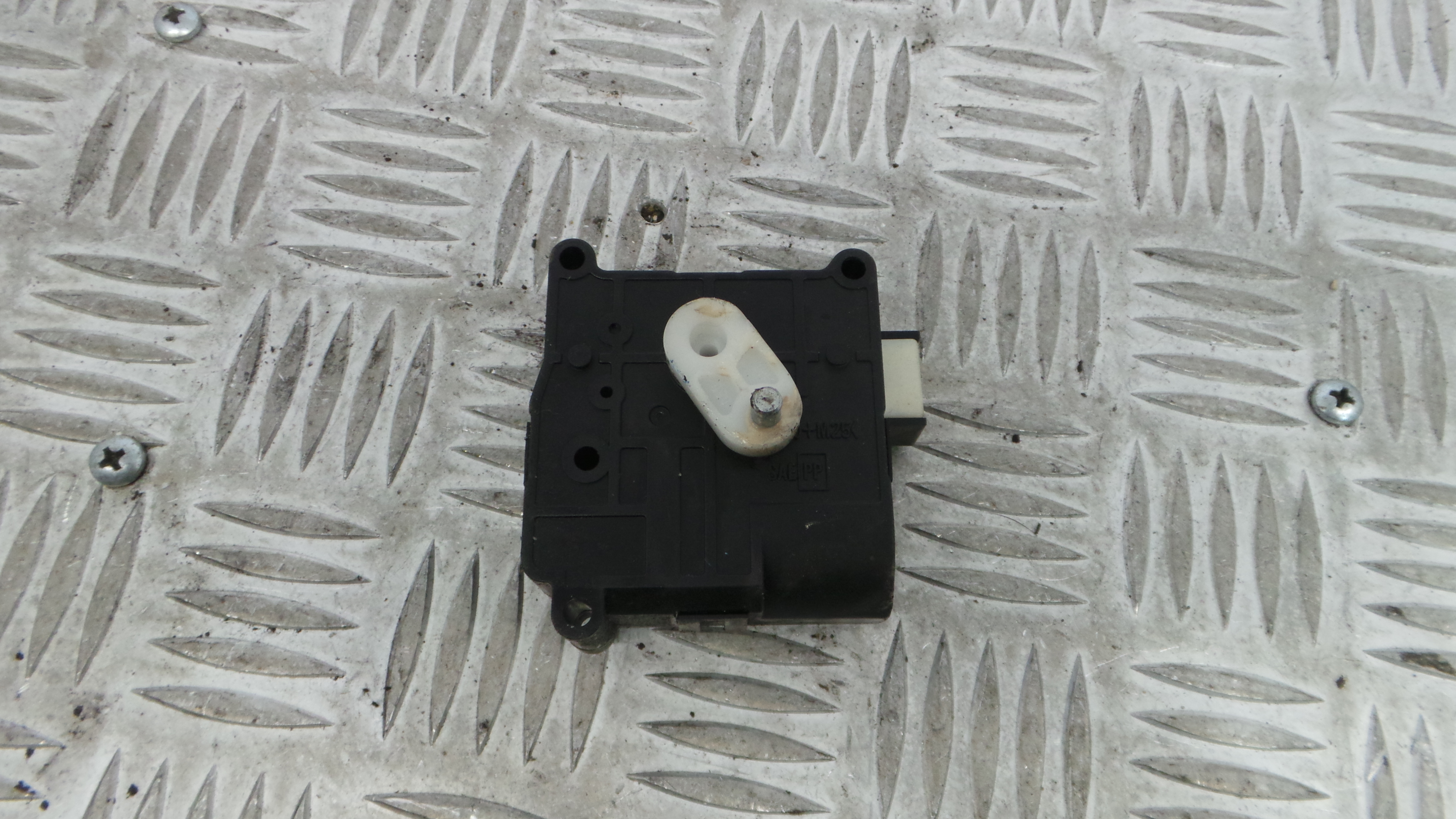 Atuador do Circuito de Ar  113800-2051 - TOYOTA COROLLA (_E12_), COROLLA / ALLEX (_E12_)-33199771