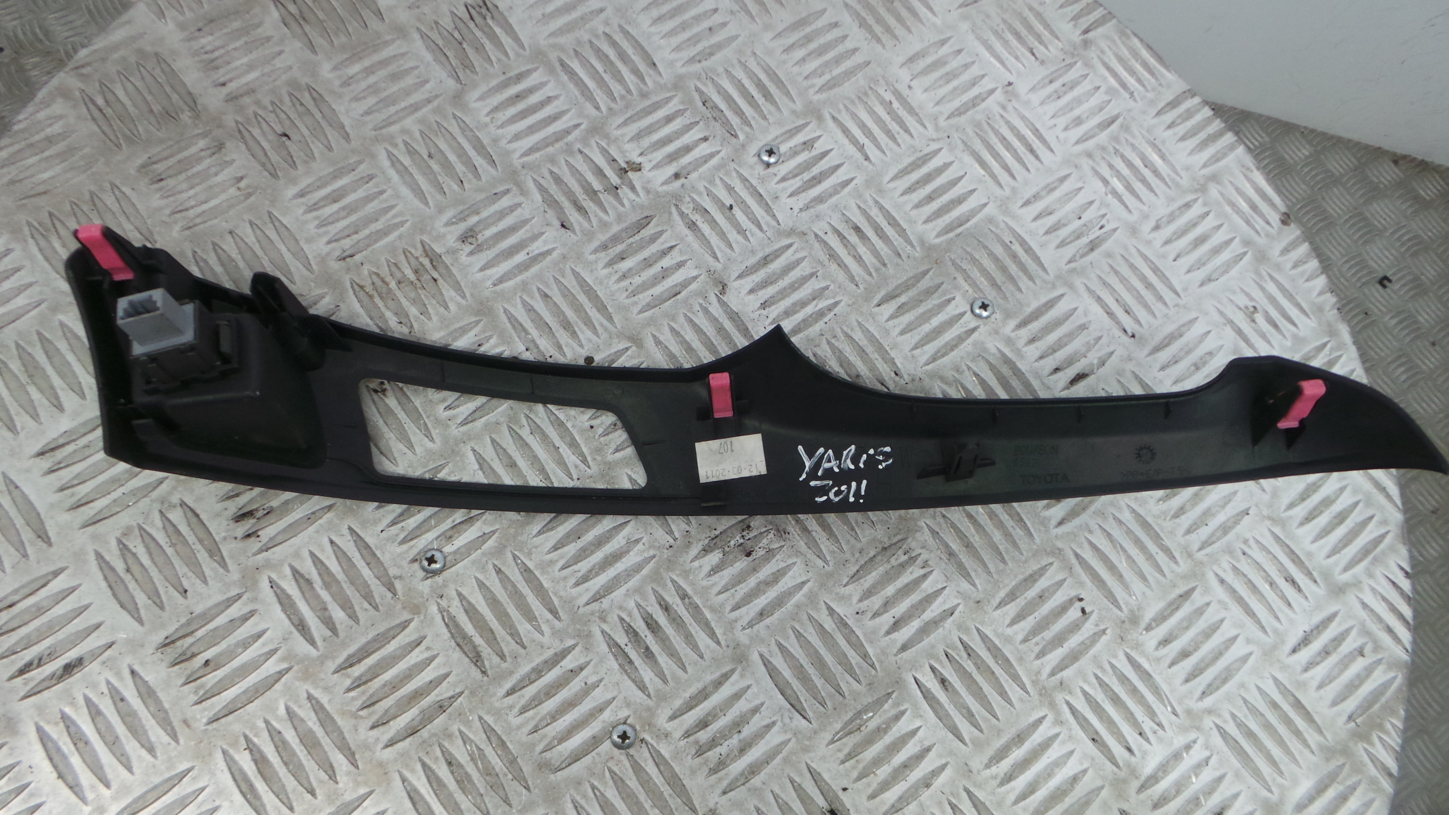 Consola central Tablier 55436-0D020 - TOYOTA YARIS (_P13_), YARIS/VITZ (_P13_)-33200484