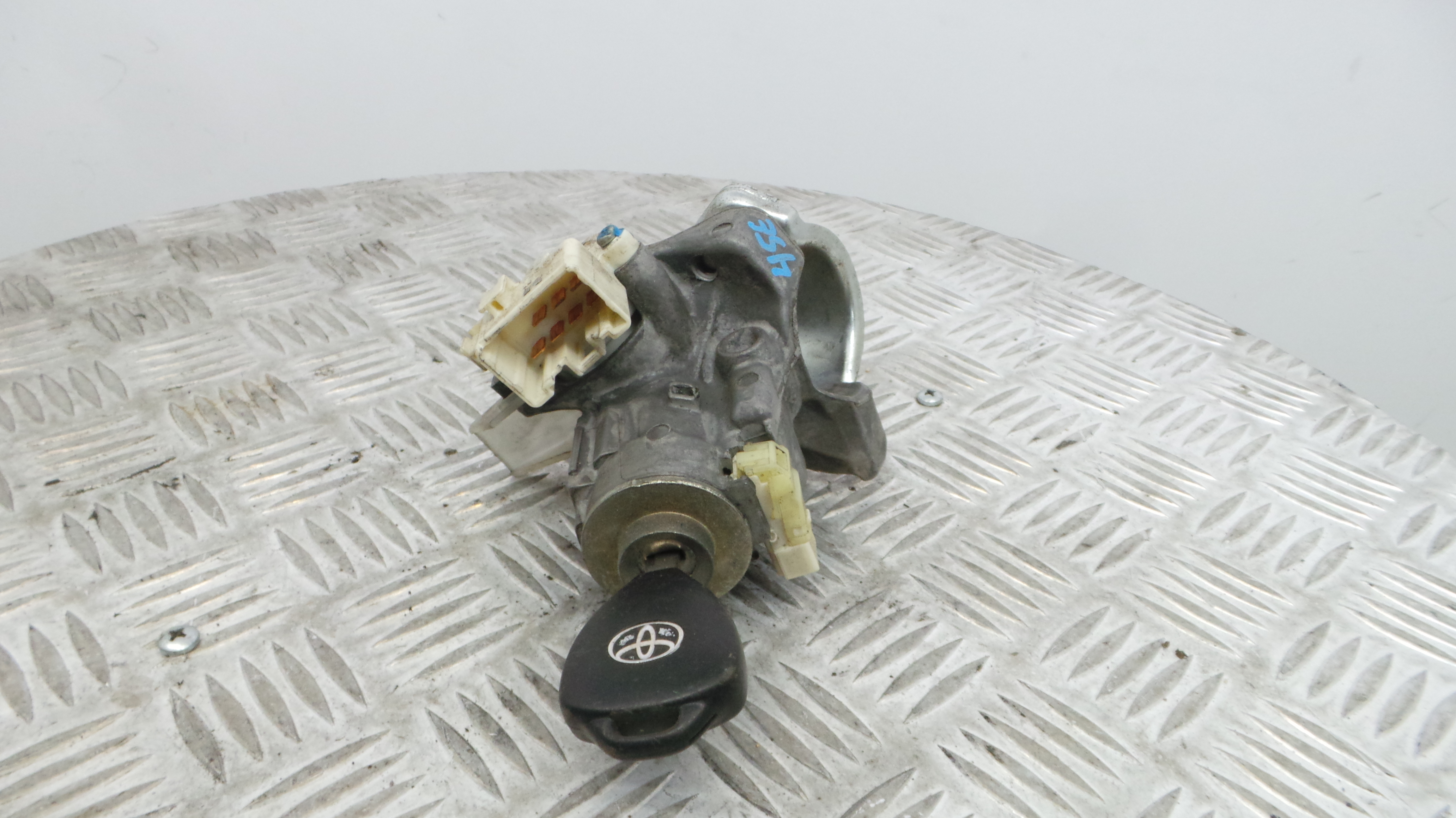 Canhão de ignição 45020-0204 - TOYOTA AURIS (_E15_), COROLLA (_E15_)-33200487 Canhão de ignição 45020-0204 - TOYOTA AURIS (_E15_), COROLLA (_E15_)-33200487