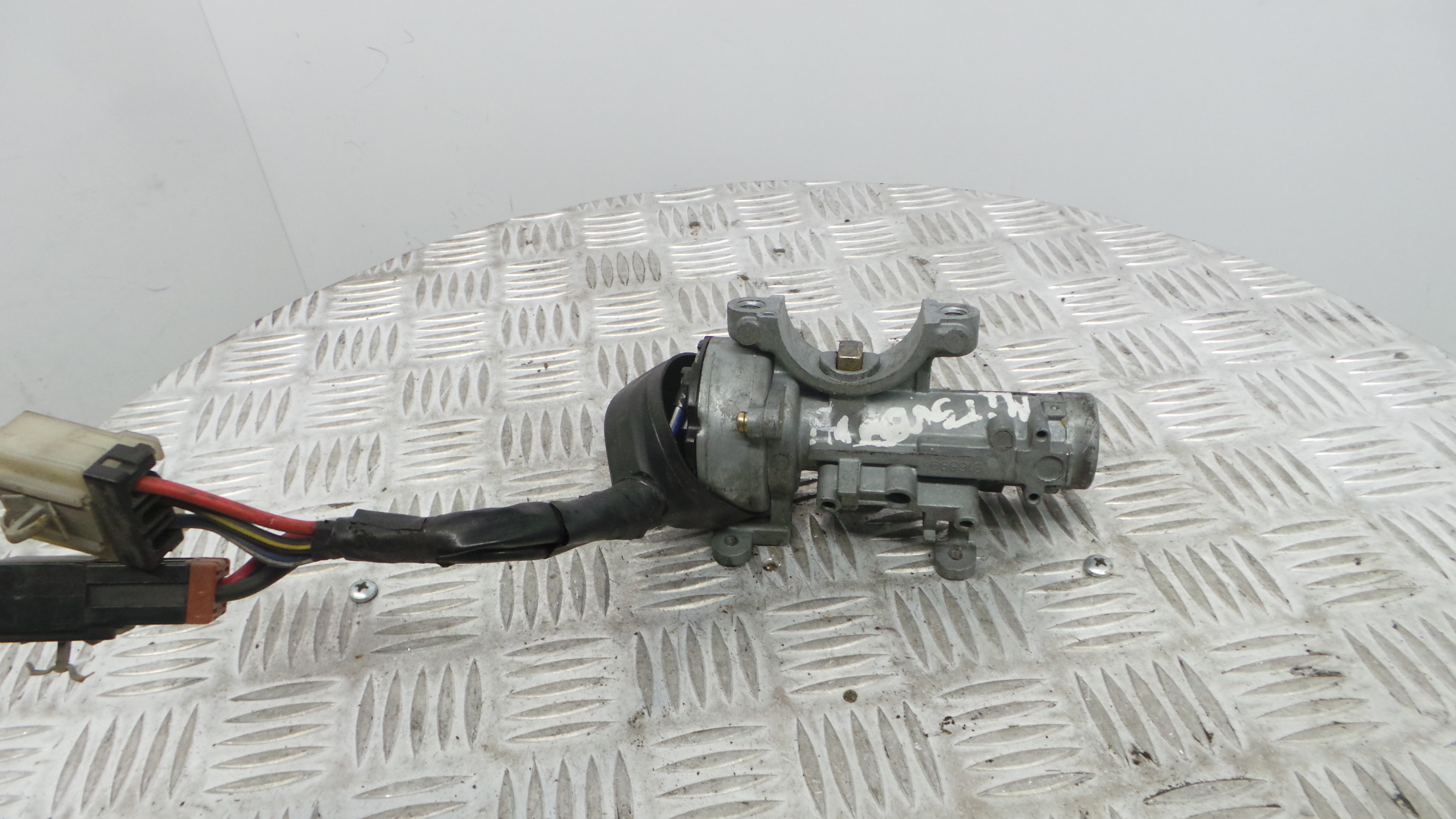 Canhão de ignição 316599 - MITSUBISHI Canter (FE5, FE6) VI-33200494