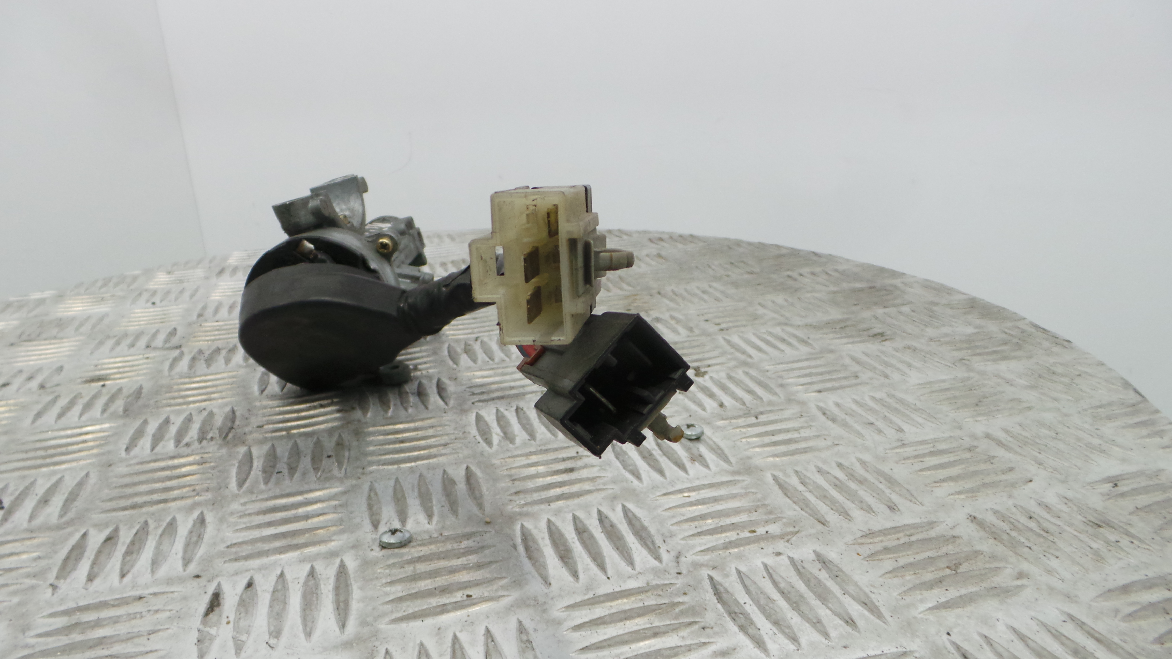 Canhão de ignição 316599 - MITSUBISHI Canter (FE5, FE6) VI-33200494