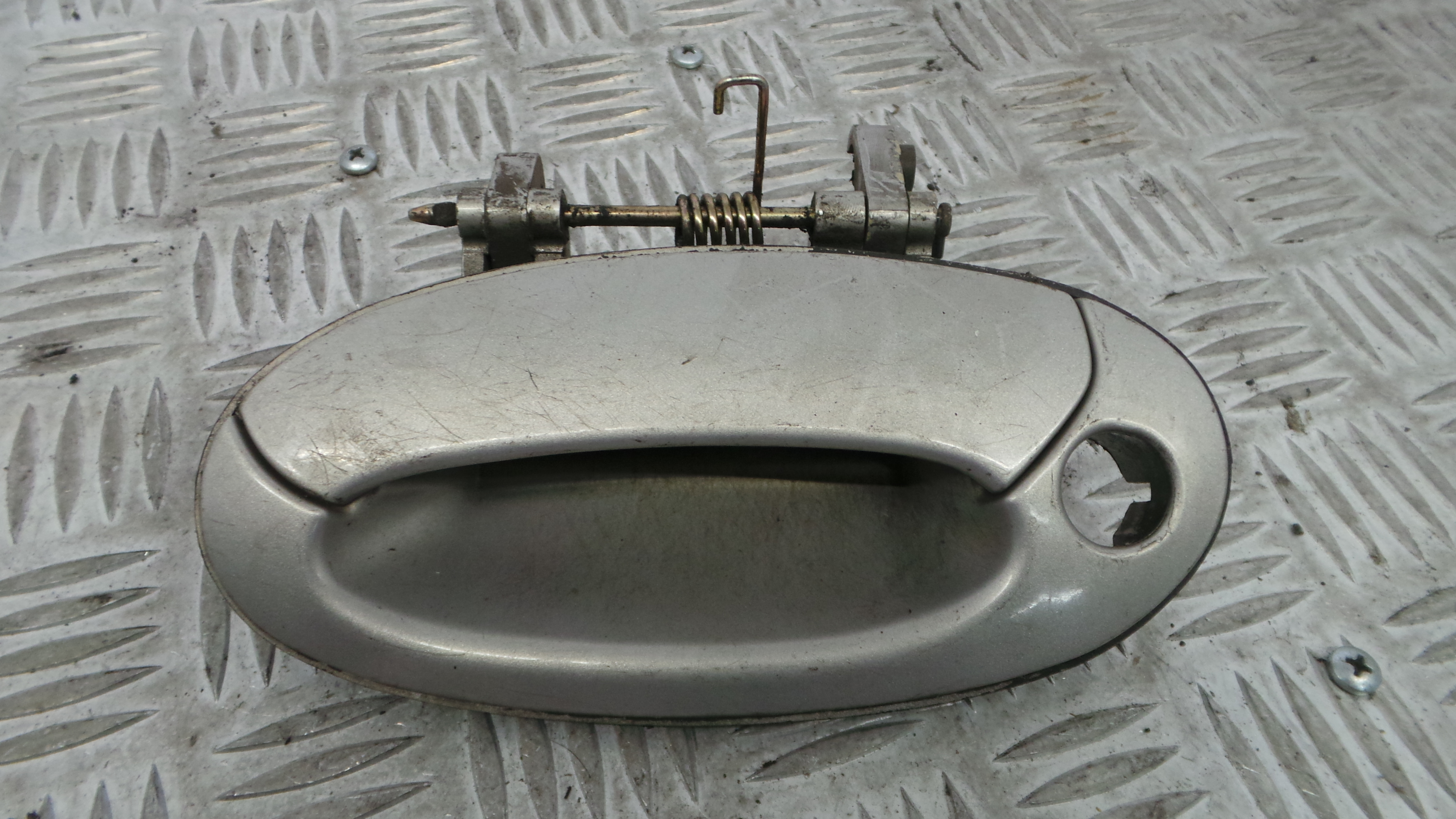 Puxador Exterior Frente Esquerdo GTX909 - HYUNDAI ELANTRA II (J-2), LANTRA II (J-2), LANTRA Mk II (J-33200516