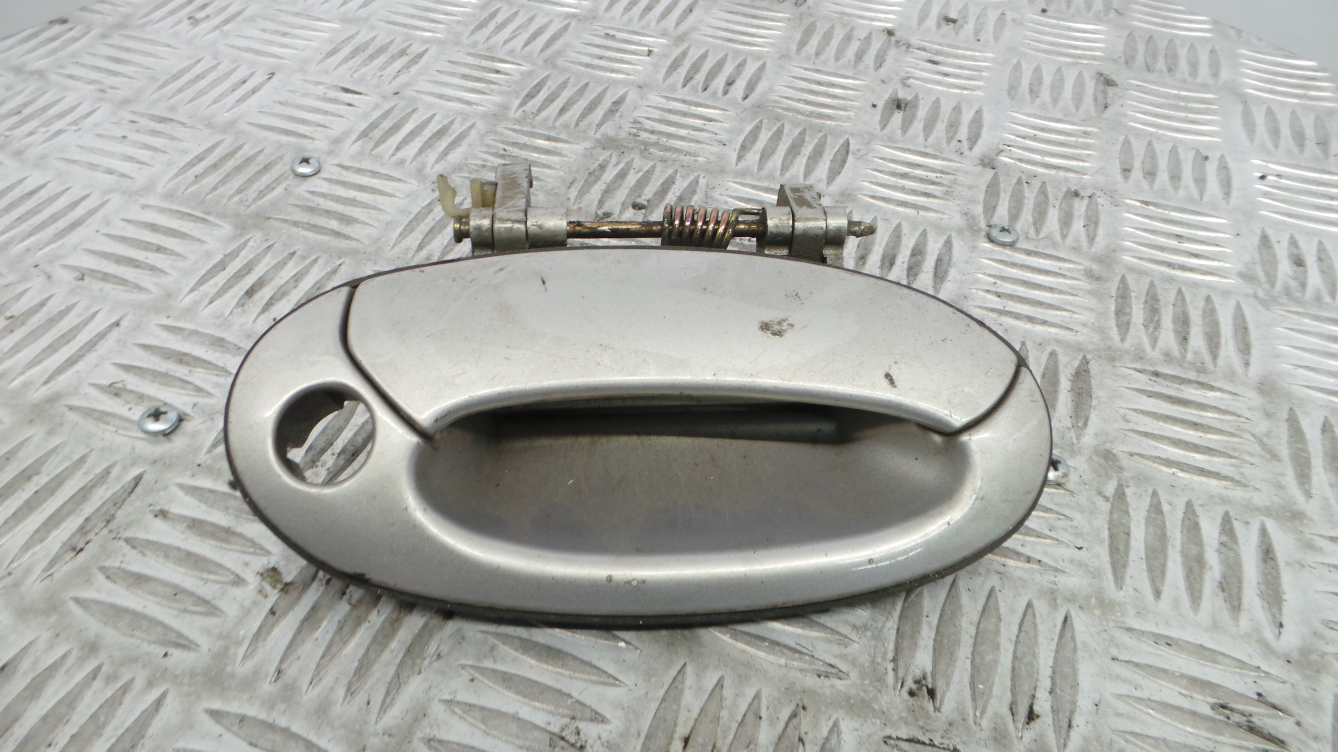 Puxador Exterior Frente Direita  GTX909 - HYUNDAI ELANTRA II (J-2), LANTRA II (J-2), LANTRA Mk II (J-33200519