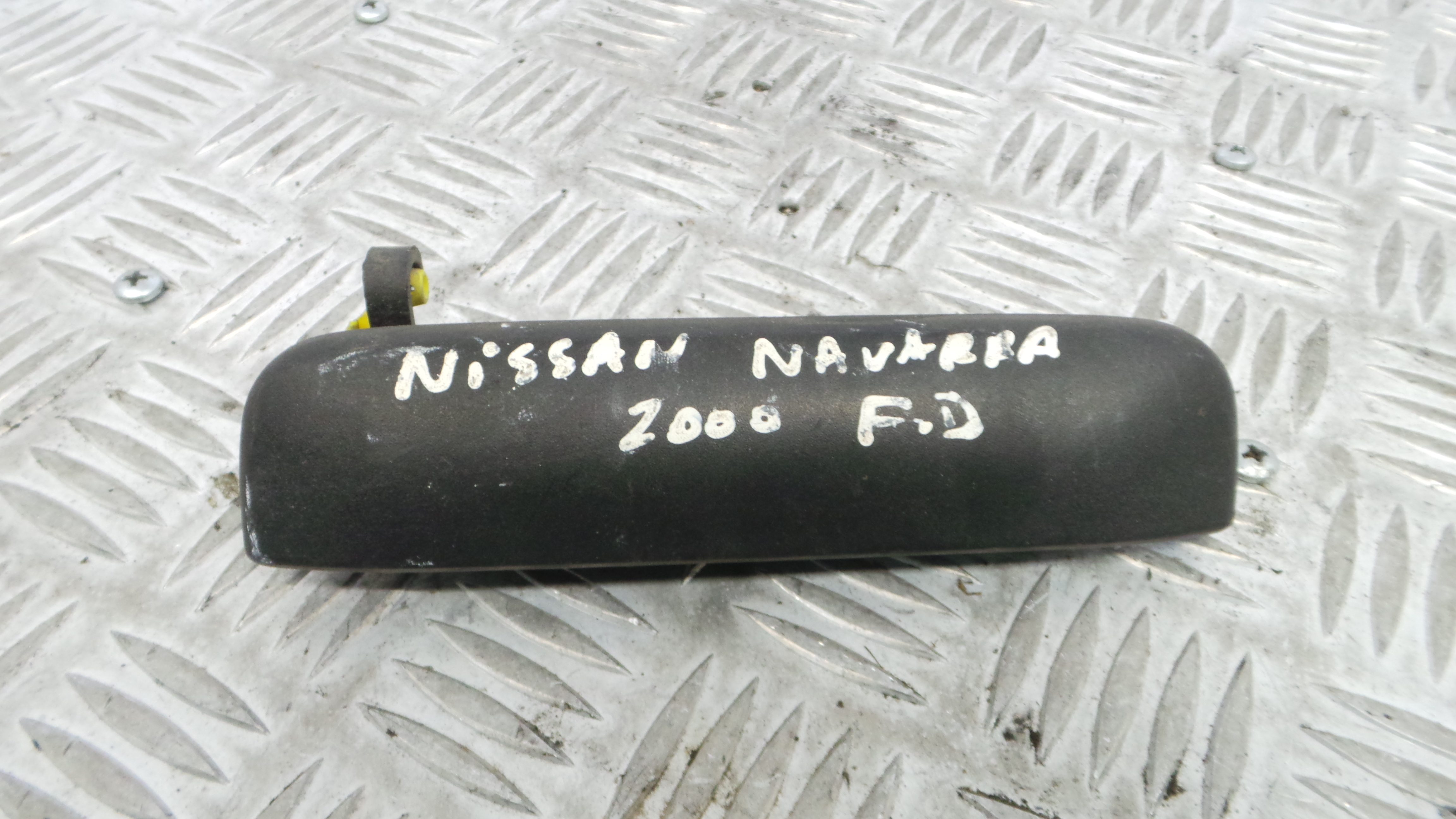 Puxador Exterior Frente Direita   - NISSAN NAVARA Camião de plataforma/chassis (D22)-33200544