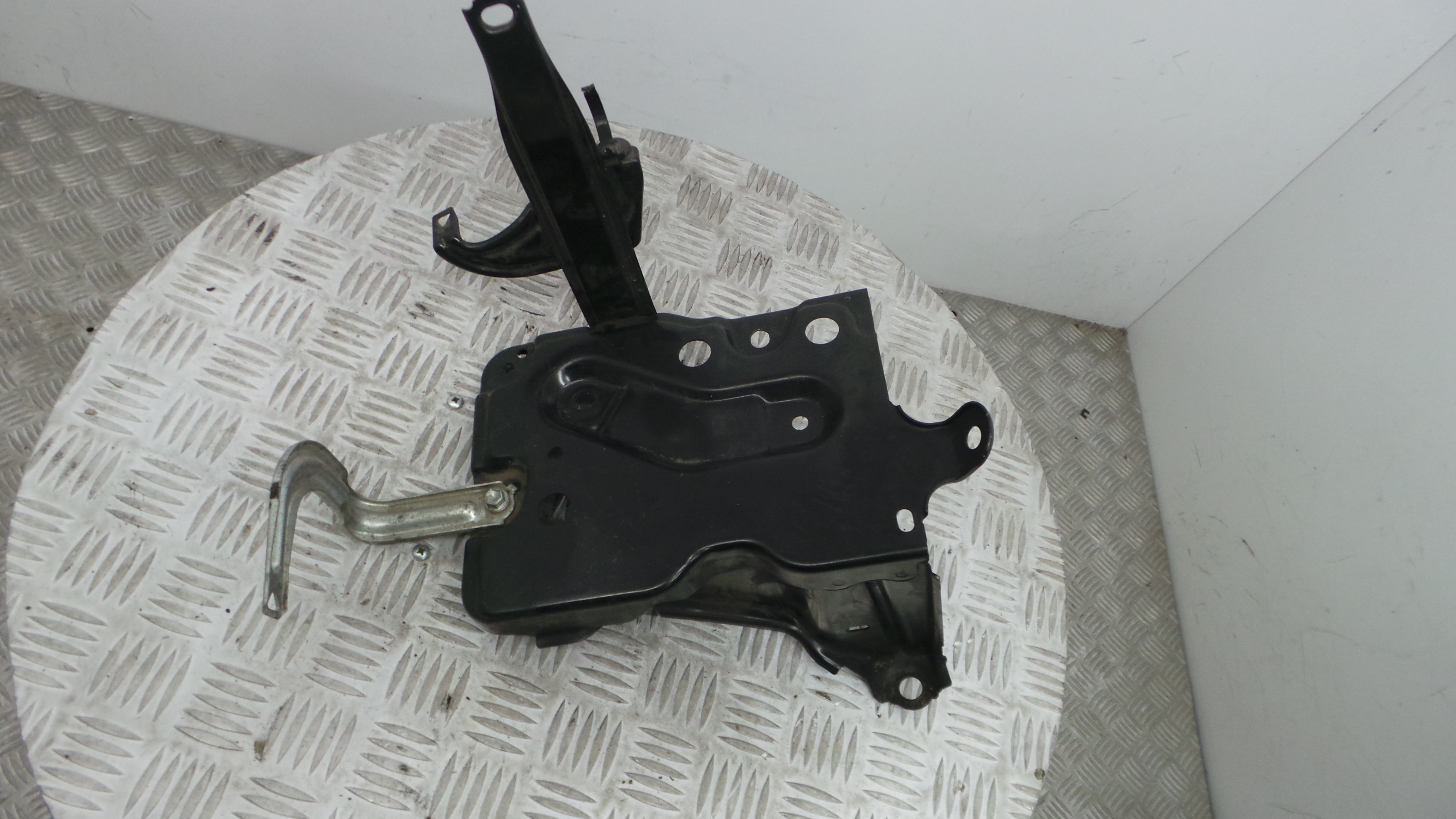 Base da Bateria - TOYOTA YARIS (_P9_), YARIS/VITZ (_P9_)-33201230