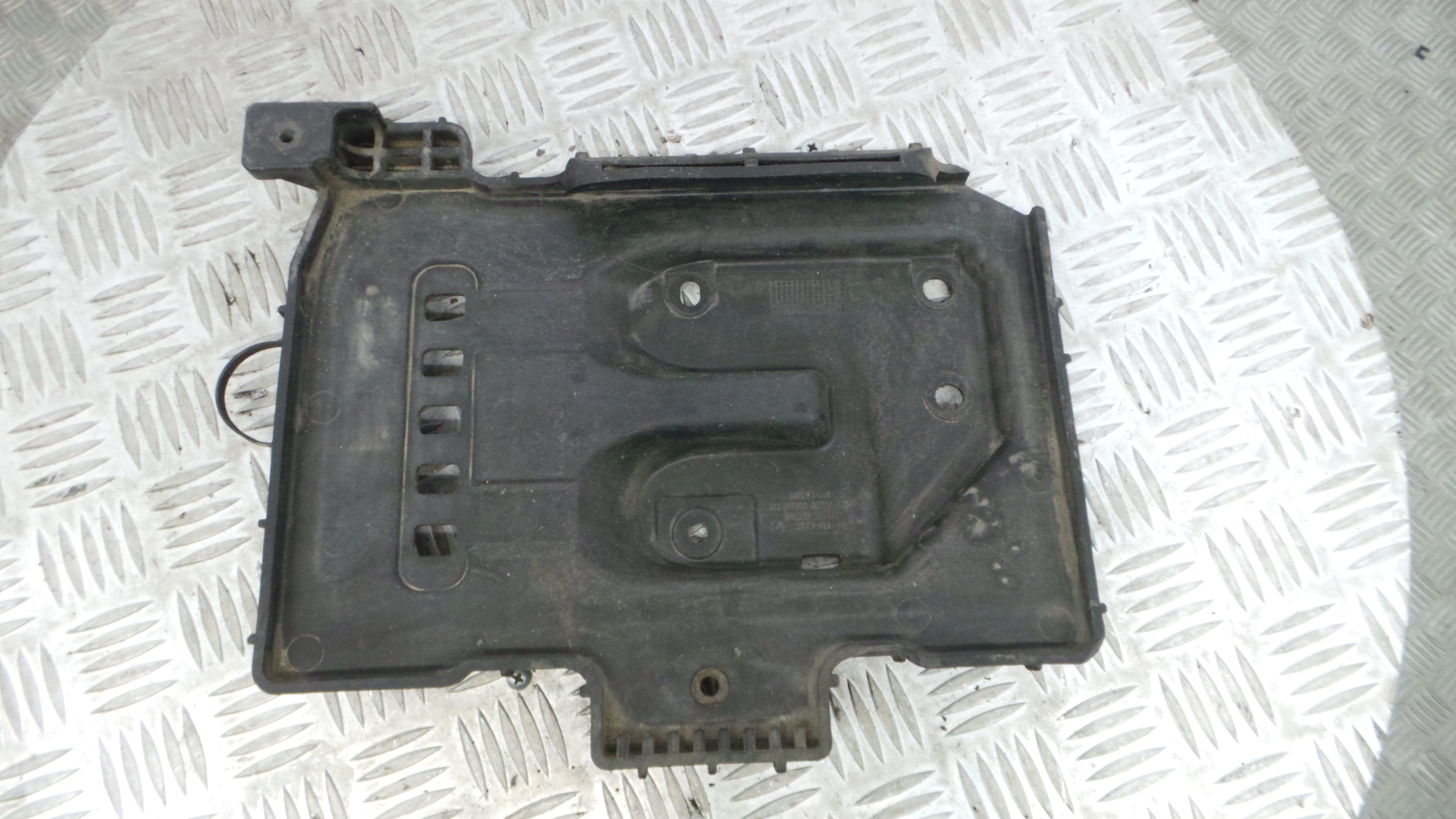 Base da Bateria 37150-1H500 - KIA CEE'D Hatchback (ED)-33201232