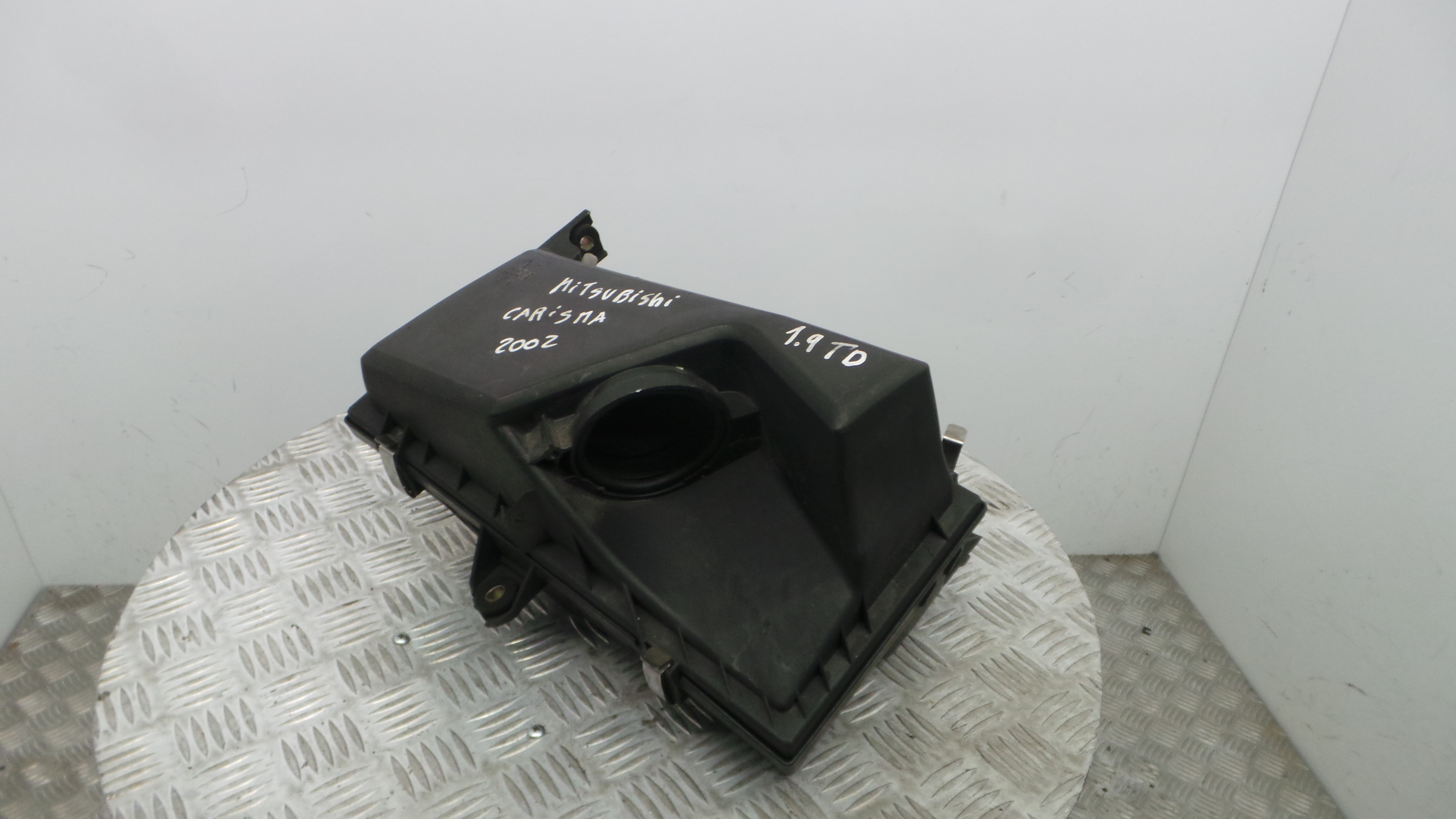 Caixa Filtro de Ar  MR11238 - MITSUBISHI CARISMA (DA_)-33201248