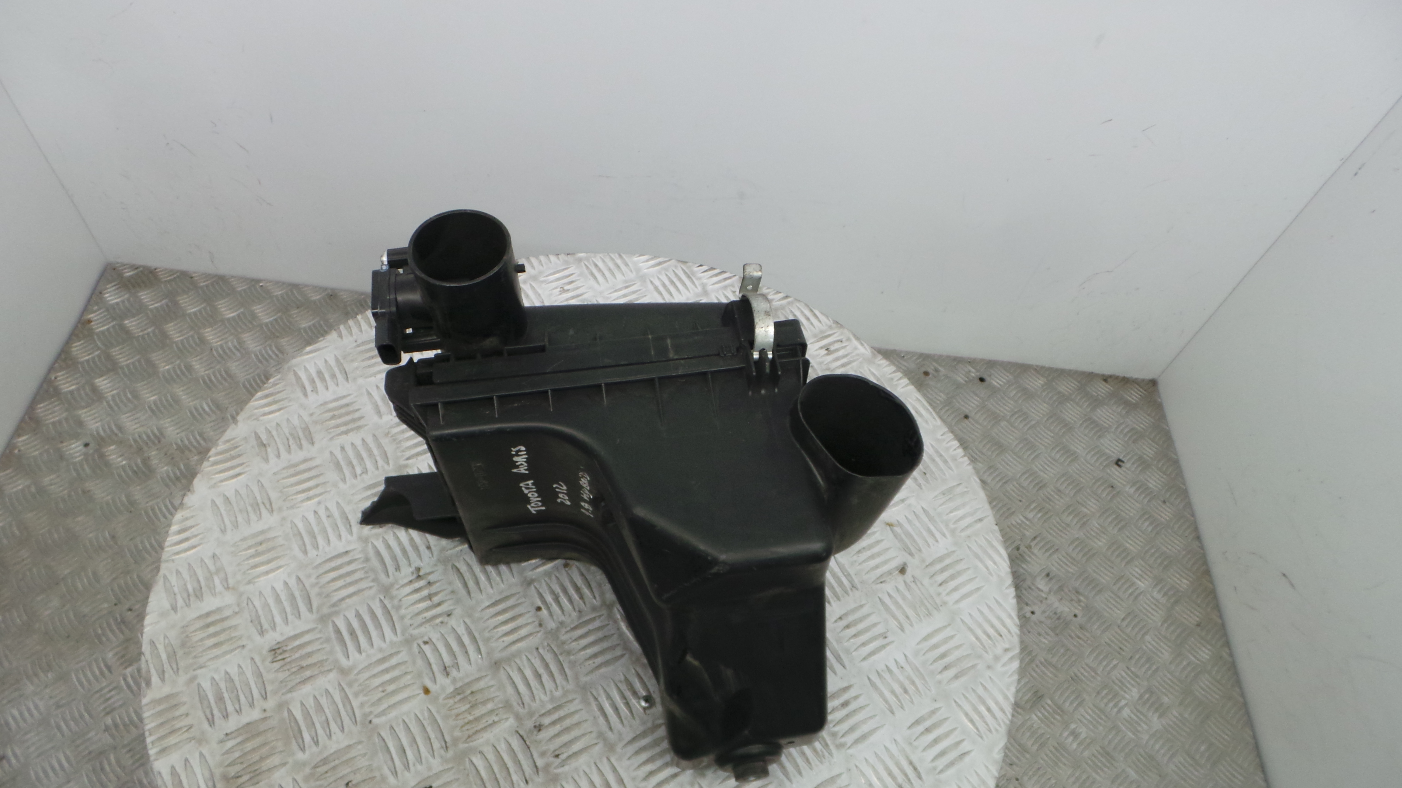 Caixa Filtro de Ar  17701-37170 - TOYOTA AURIS (_E15_), COROLLA (_E15_)-33201258