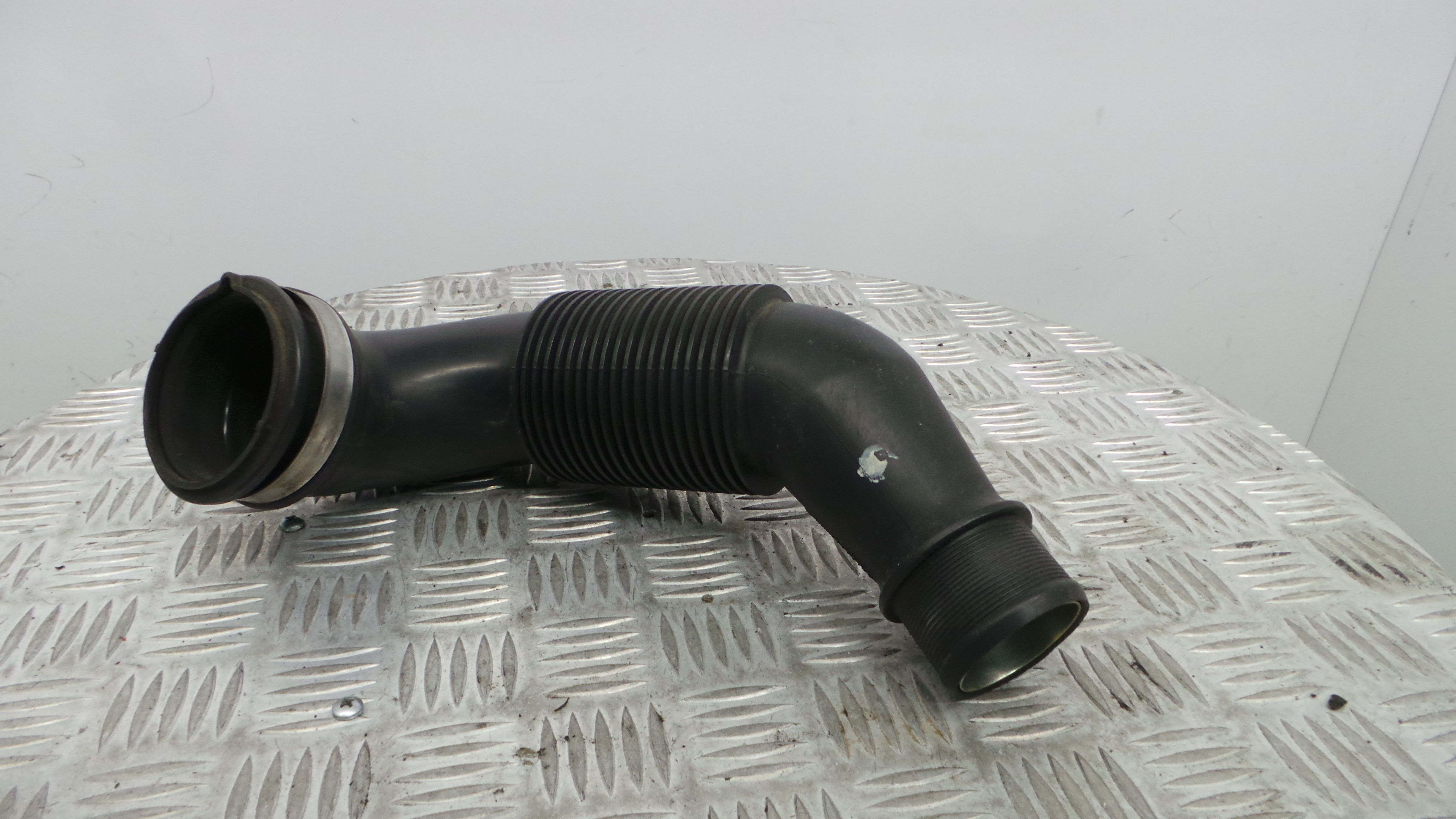 Tubo Caixa Filtro Ar 17880-0N031 - TOYOTA YARIS (_P9_), YARIS/VITZ (_P9_)-33201370