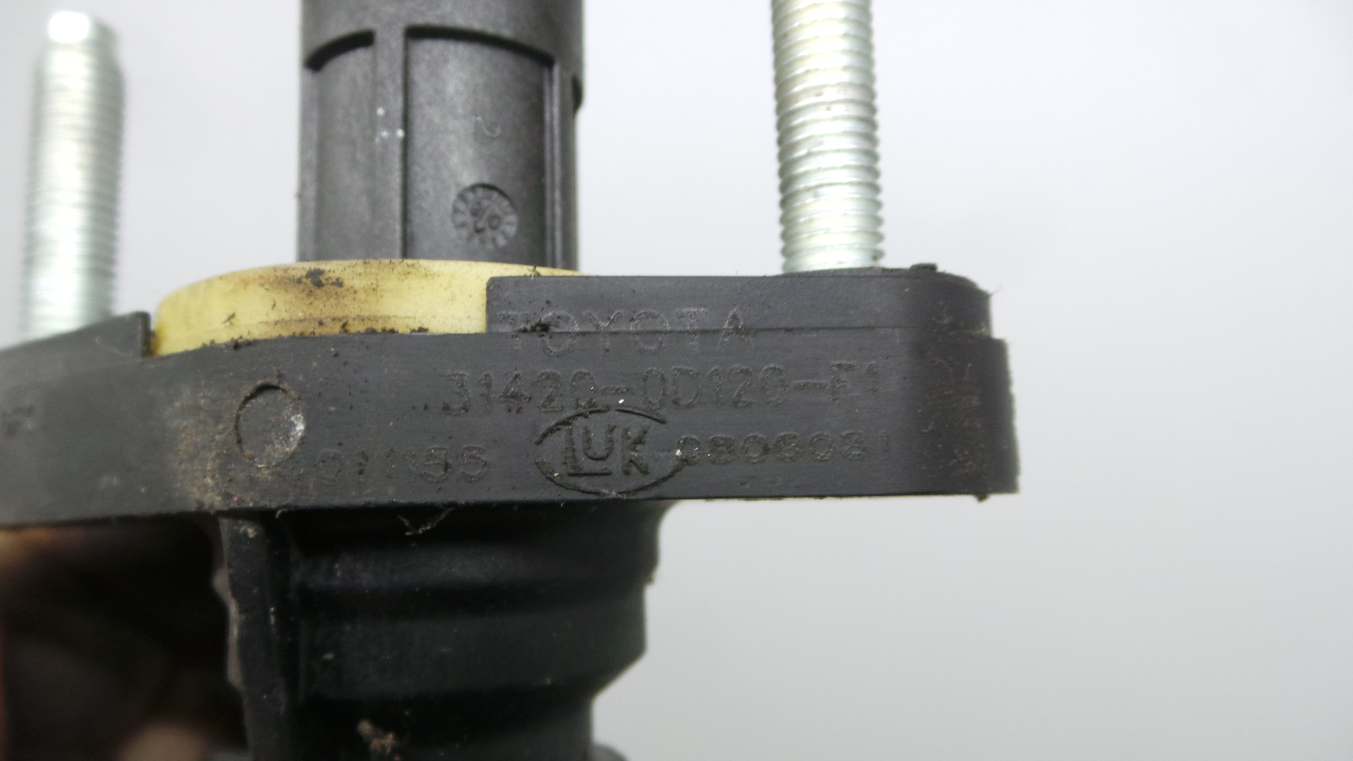 Cilindro Receptor De Embraiagem 31420-0D120 - TOYOTA YARIS (_P9_), YARIS/VITZ (_P9_)-33201393