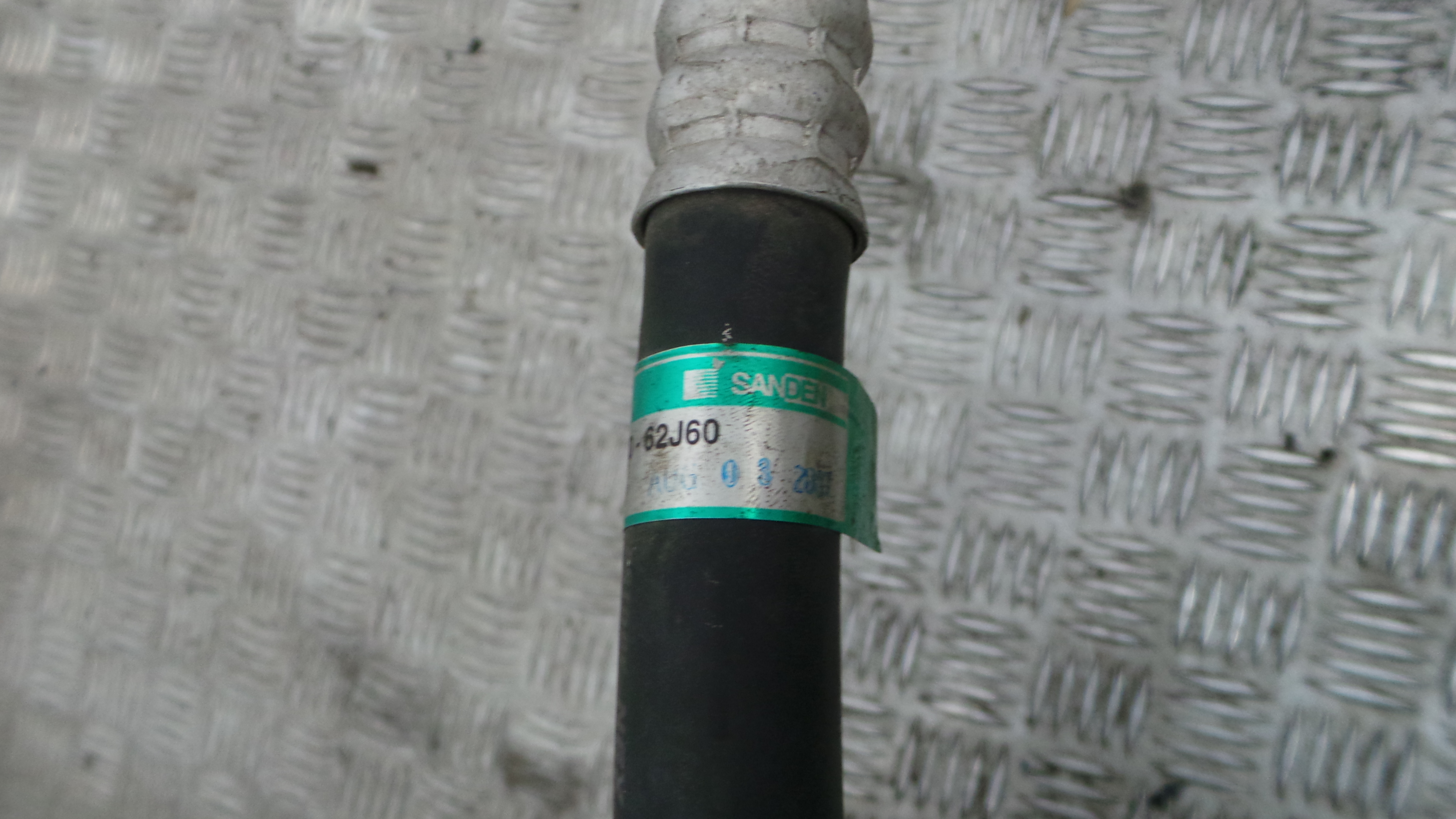 Tubo Ar Condicionado 95710-62J60 - SUZUKI SWIFT III (MZ, EZ)-33201407