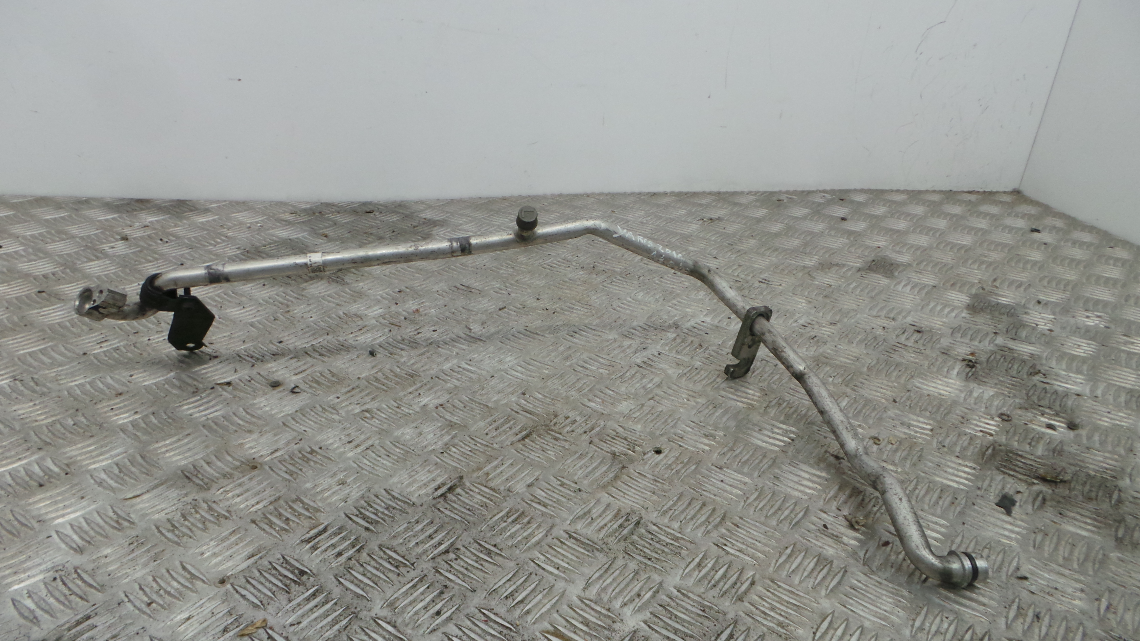 Tubo Ar Condicionado 88707-0D200 - TOYOTA YARIS (_P13_), YARIS/VITZ (_P13_)-33201411 Tubo Ar Condicionado 88707-0D200 - TOYOTA YARIS (_P13_), YARIS/VITZ (_P13_)-33201411