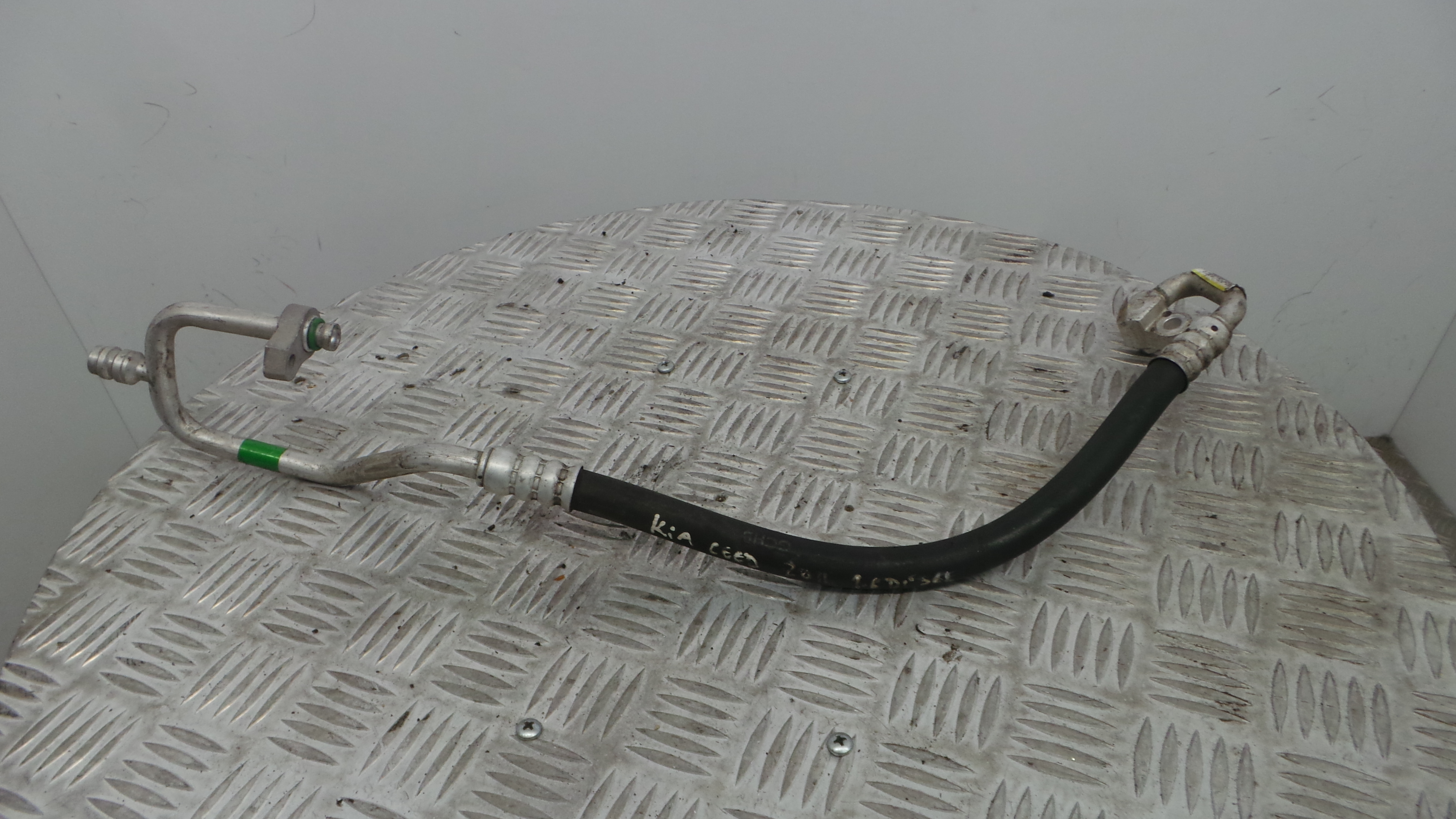 Tubo Ar Condicionado 97762-2R200 - KIA CEE'D Hatchback (ED)-33201445